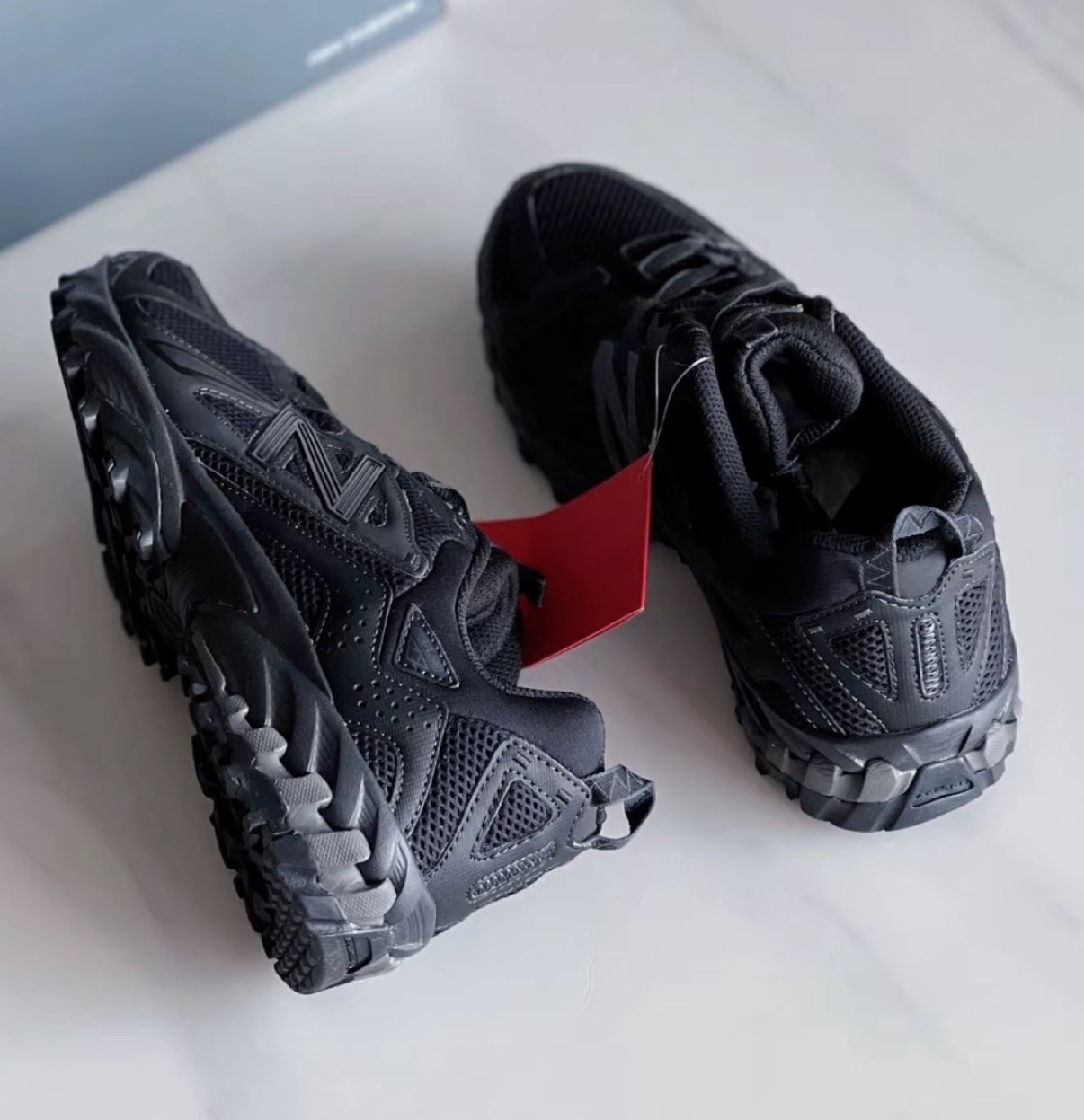 【限量出清】New Balance 610T 黑武士越野鞋 26cm｜只要$1280！