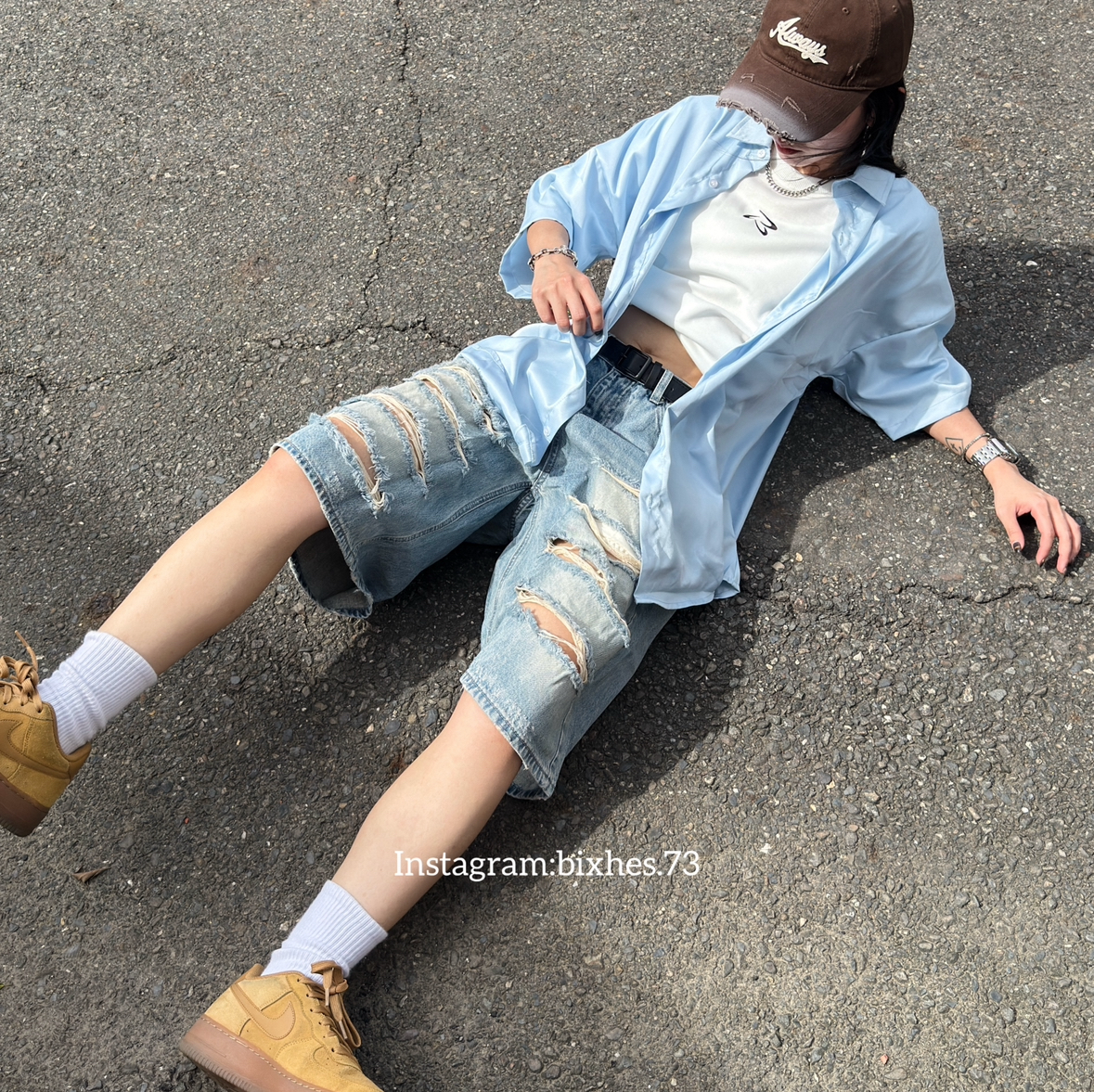 割破多洞寬版七分褲(E00023)