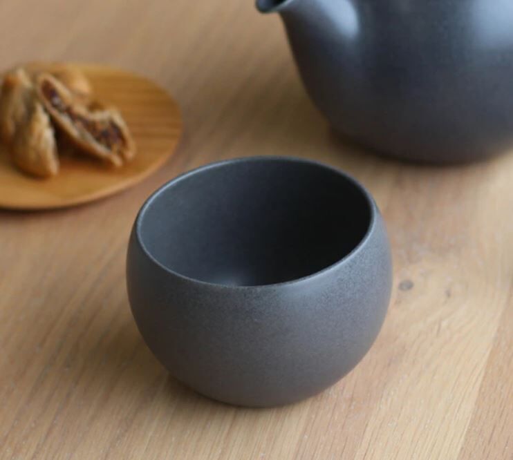 日本製 SALIU 結-YUI 茶杯