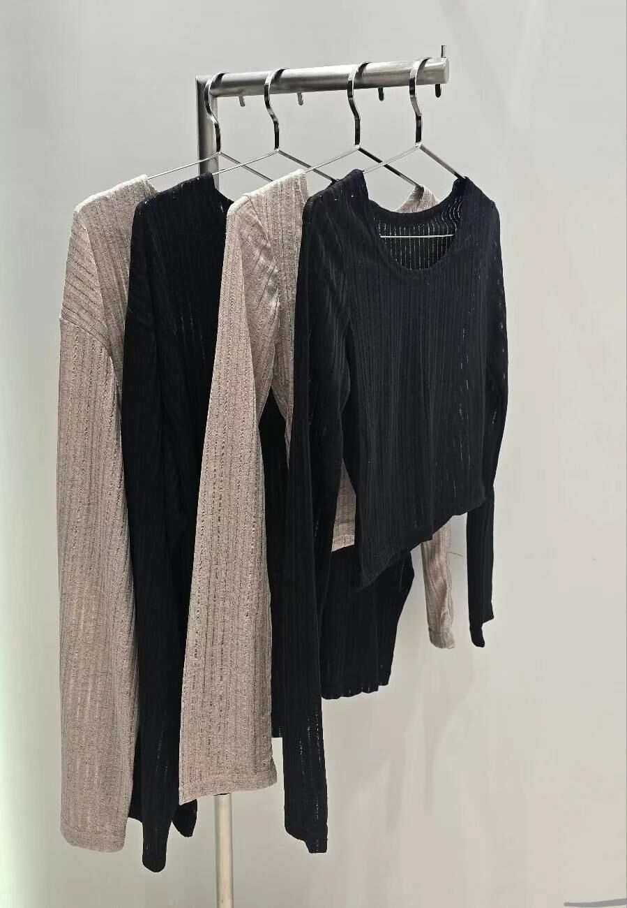 淨色暗間短身長袖衫(女裝) TAC-0246T