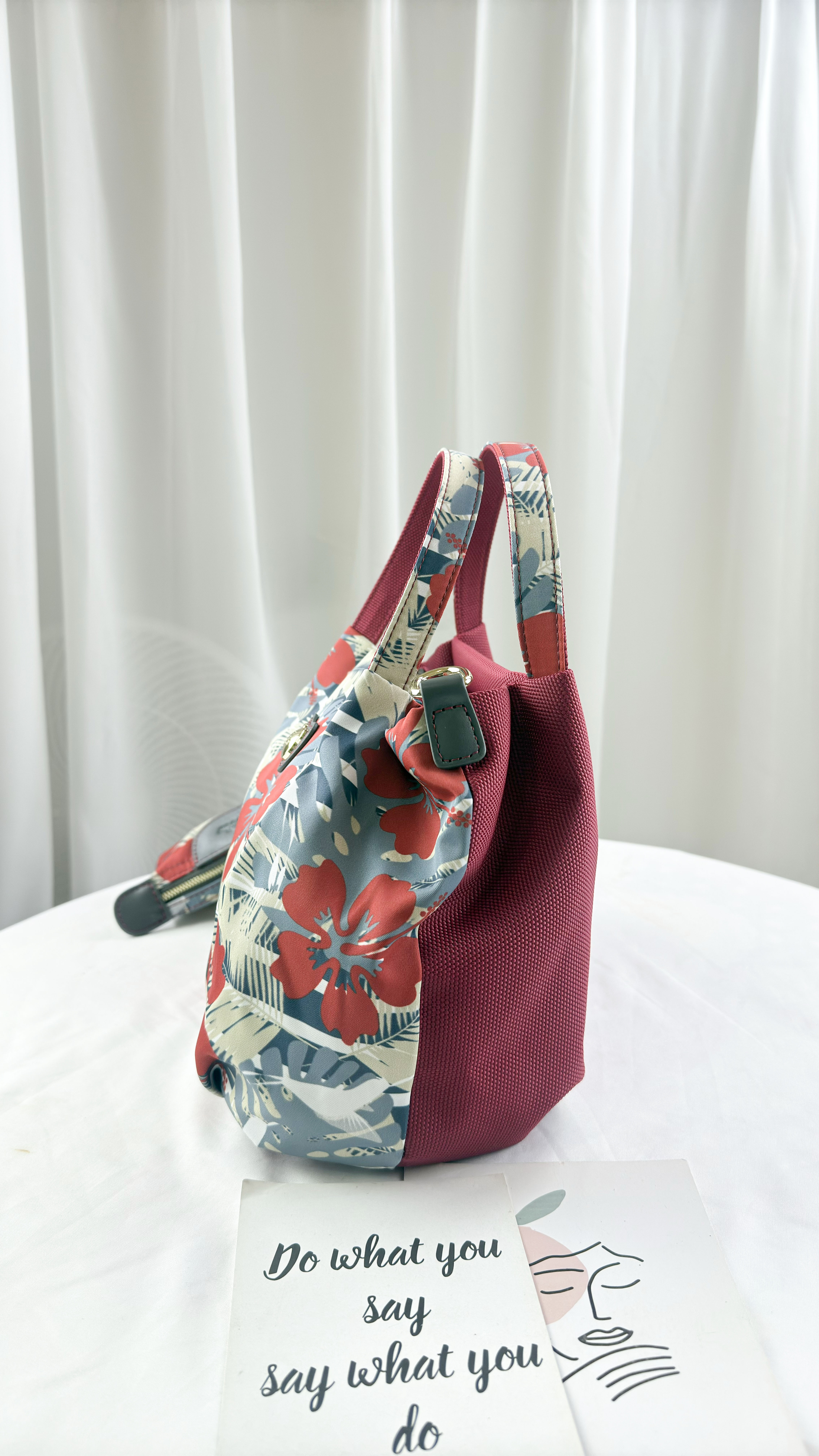 GOODS 紅花朵拼色防潑水手提包 / 側背包 附零錢包 #2808