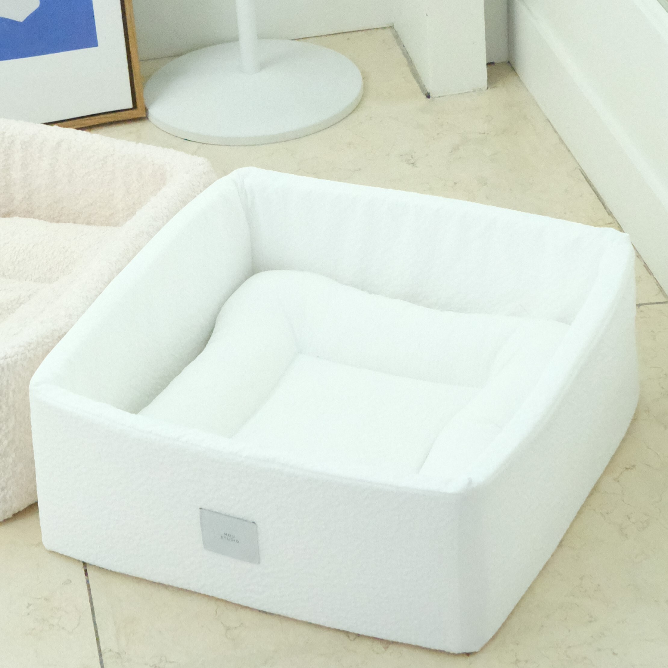 MOU STUDIO．雪白棉花躲藏盒（含枕頭）