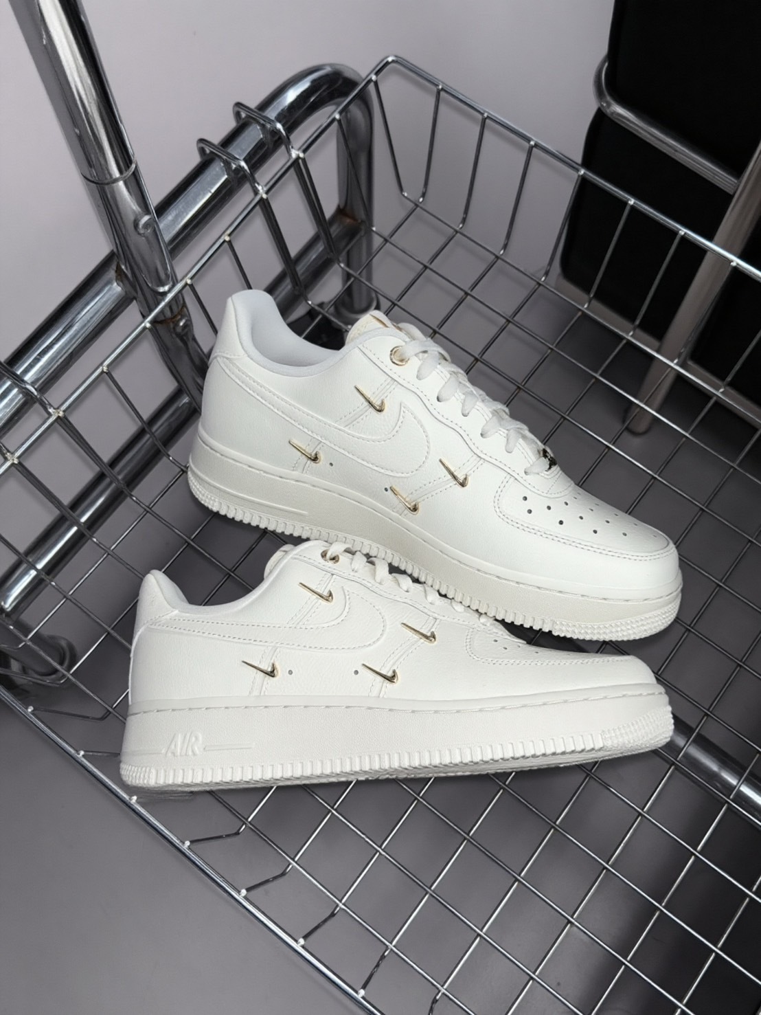 Νike Αir Force 1 Mini Gold 小金勾 四勾 白金 泫雅同款 FV3654-111