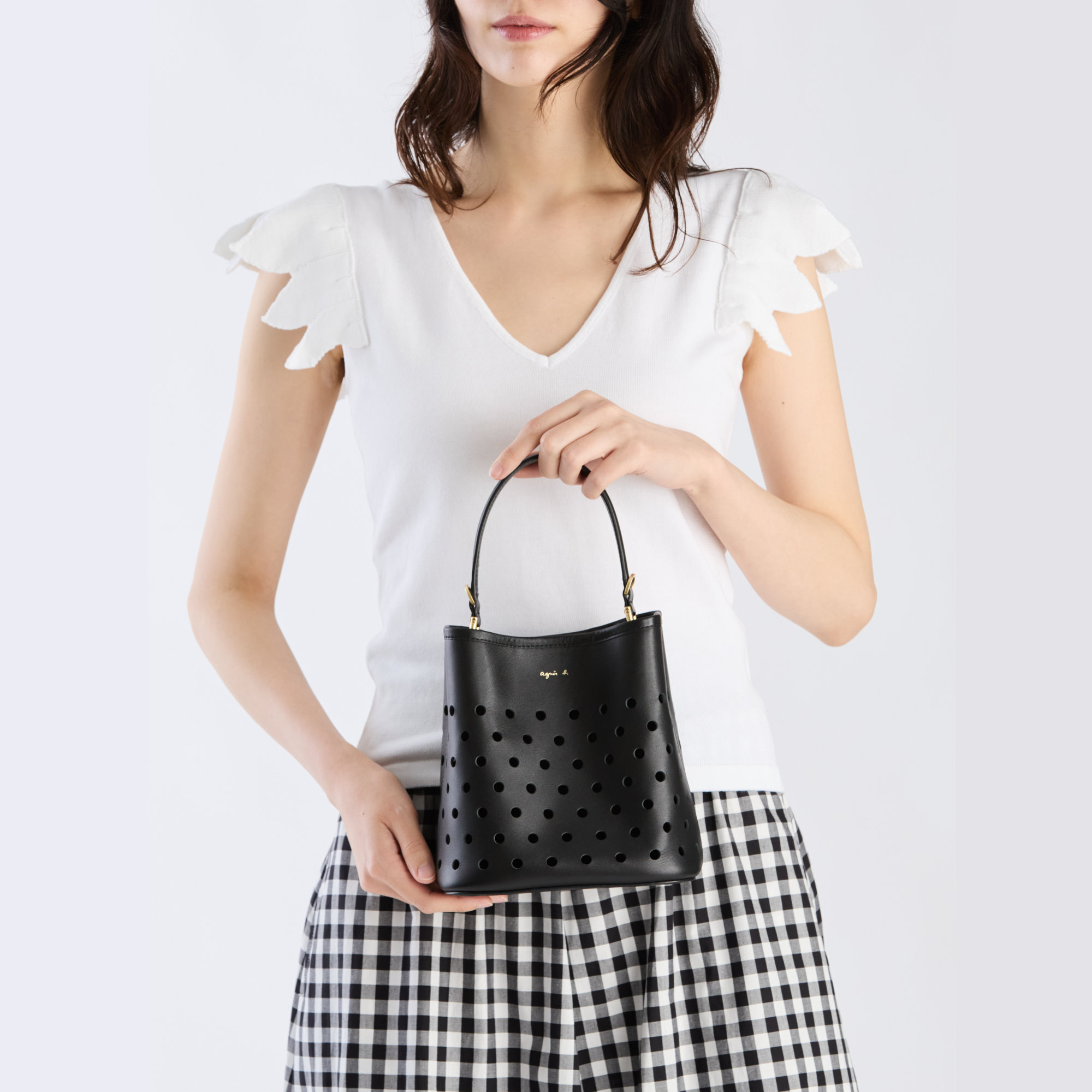 agnès b. 女裝皮革水桶袋
