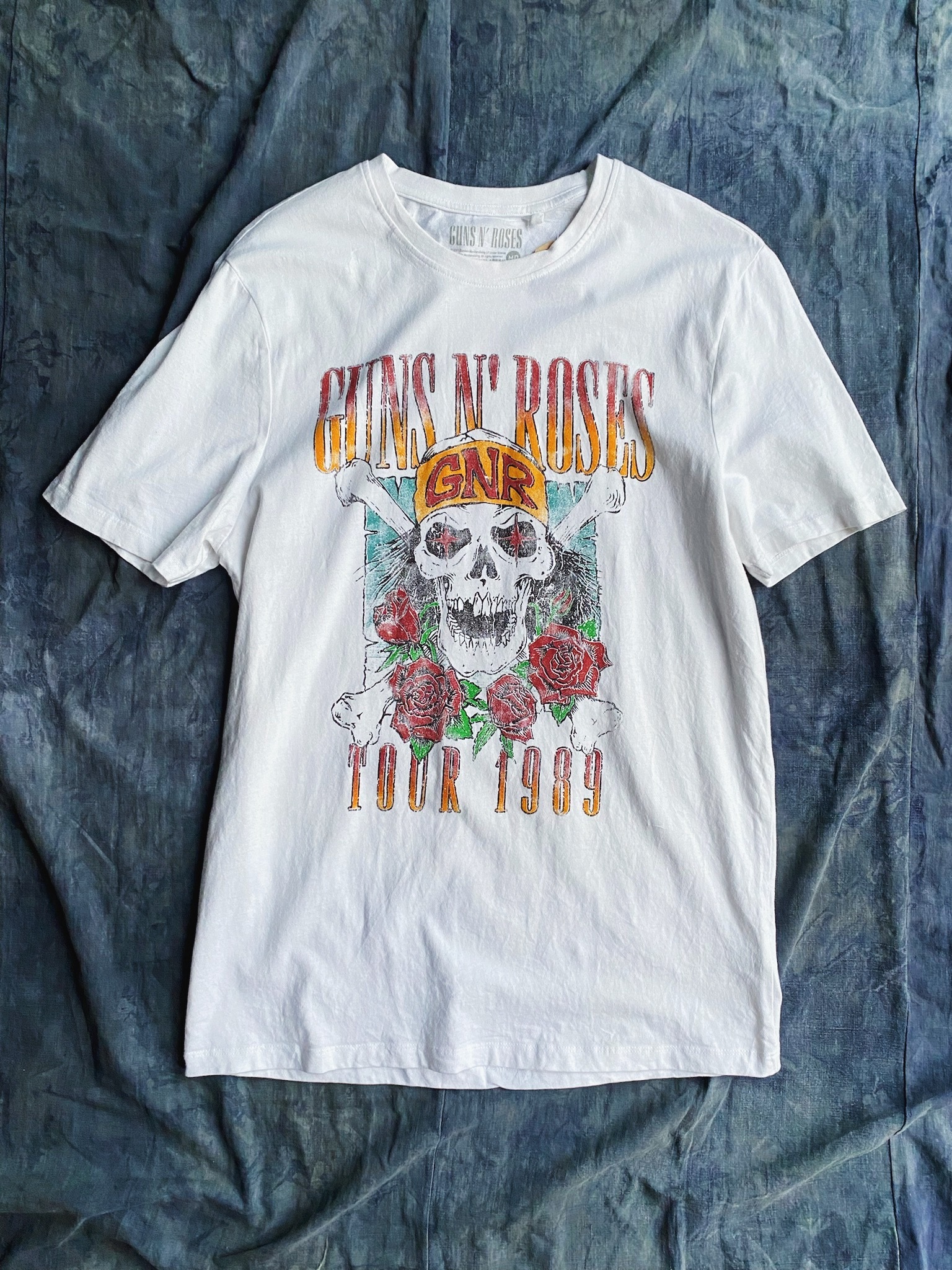Vintage T-shirt “Guns N' Roses” / 美國經典重金屬樂團 槍與玫瑰 紀念短踢