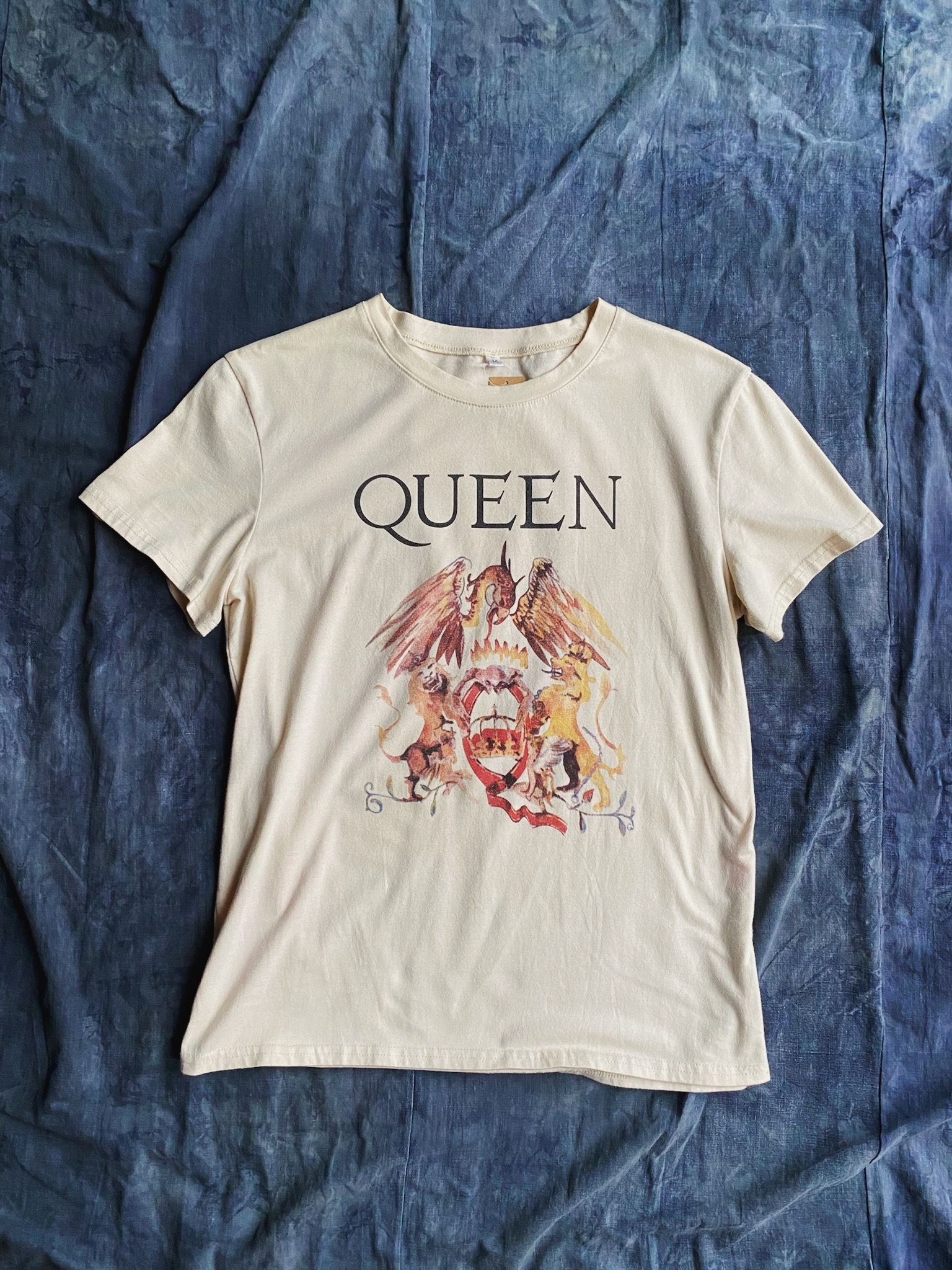 Vintage T-shirt “Queen” / 英國經典搖滾樂團 皇后 紀念短踢