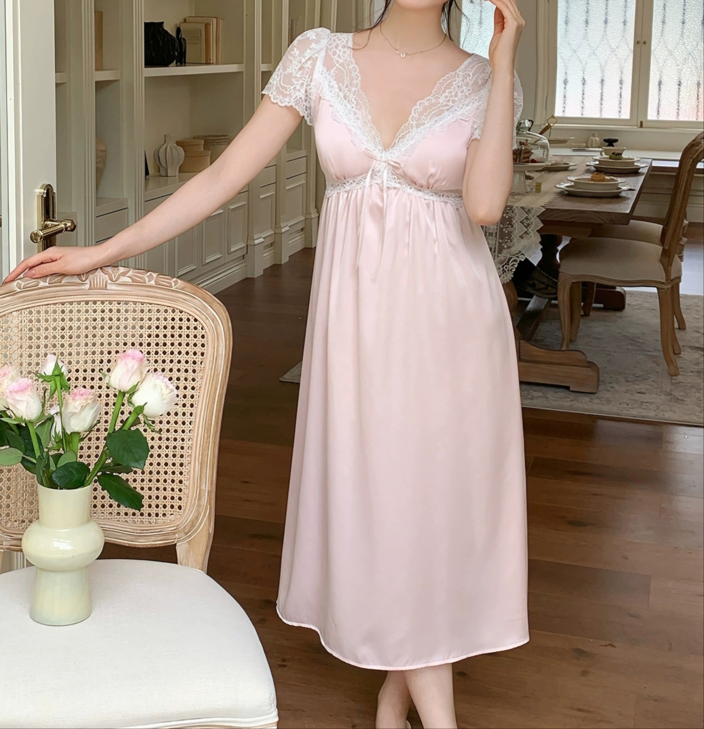 🥰PM_K3260  ▶️蕾絲拼接冰絲 睡衣 👉B:70cm W:cm H:cm L:118cm👈