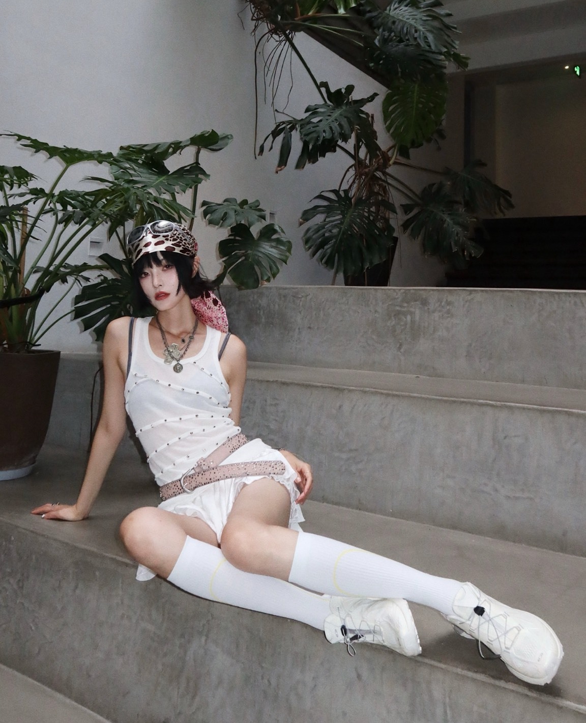 SALOMON 萨洛蒙 XT-WHISPER VOID 人魚姬配色 反光慢跑鞋 男女款 鎏光系列 減震耐磨機能跑鞋 Aug25