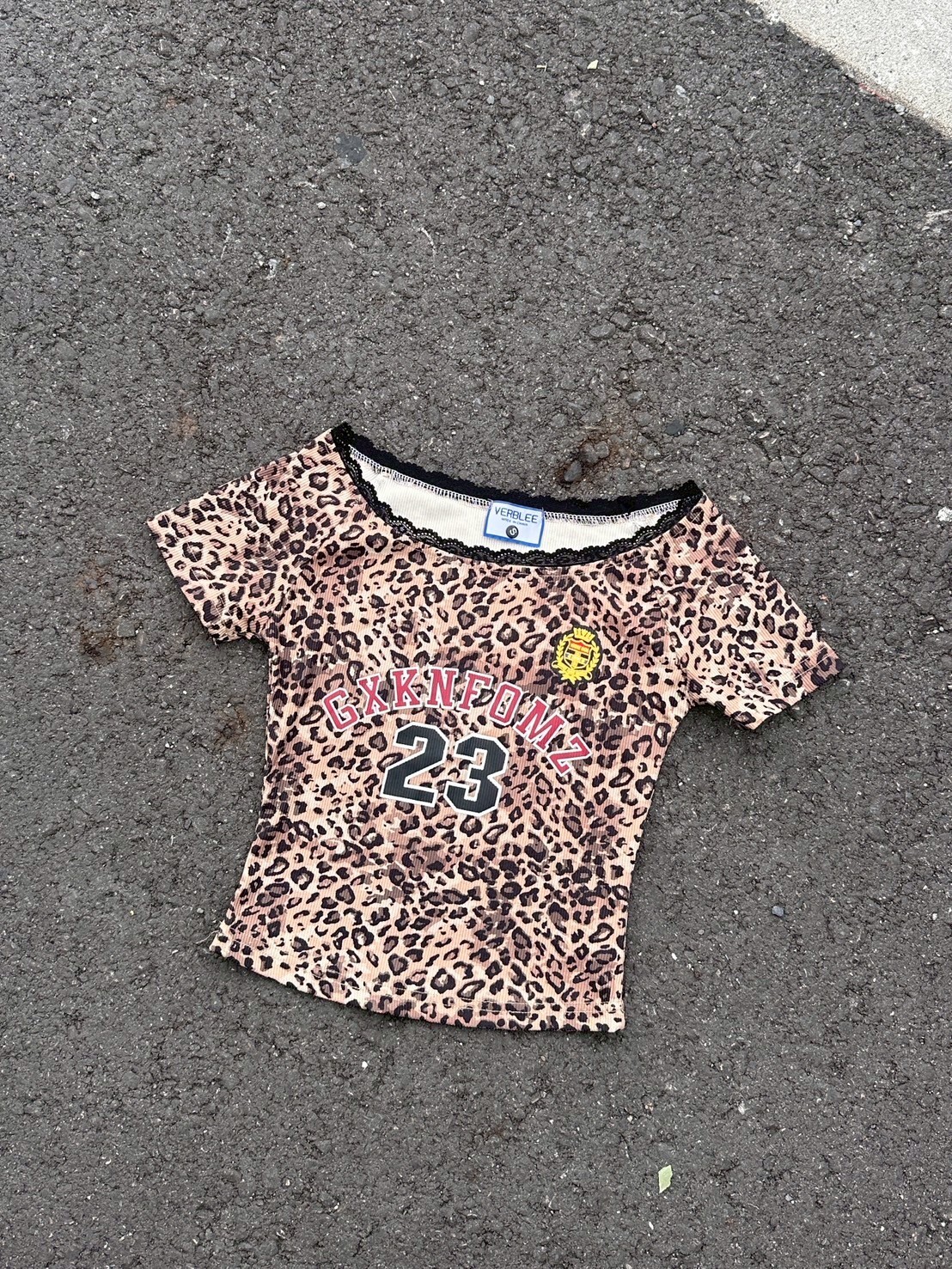 豹酷辣妹 蕾絲豹紋修身短踢