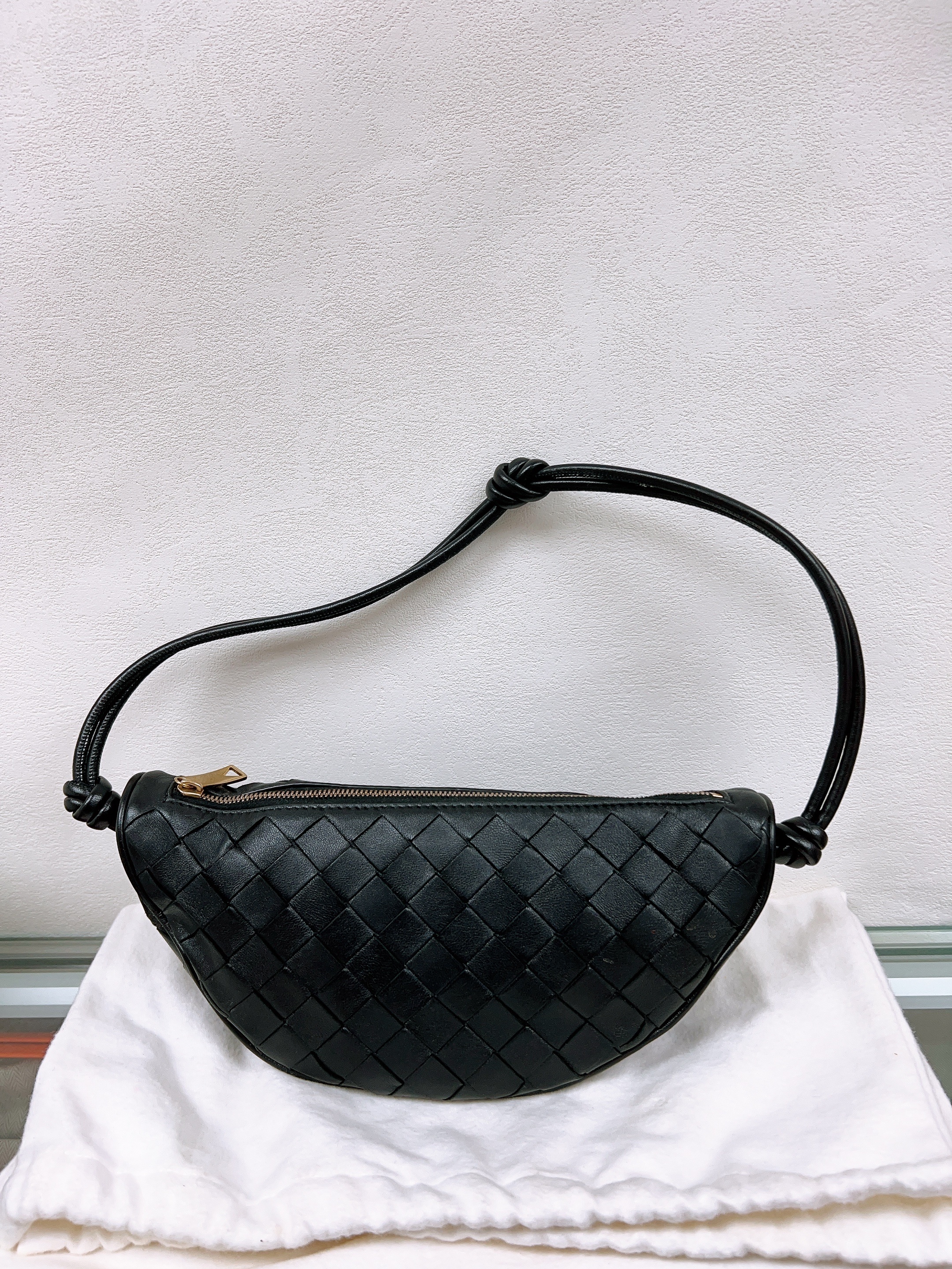 Bv cassette hobo black