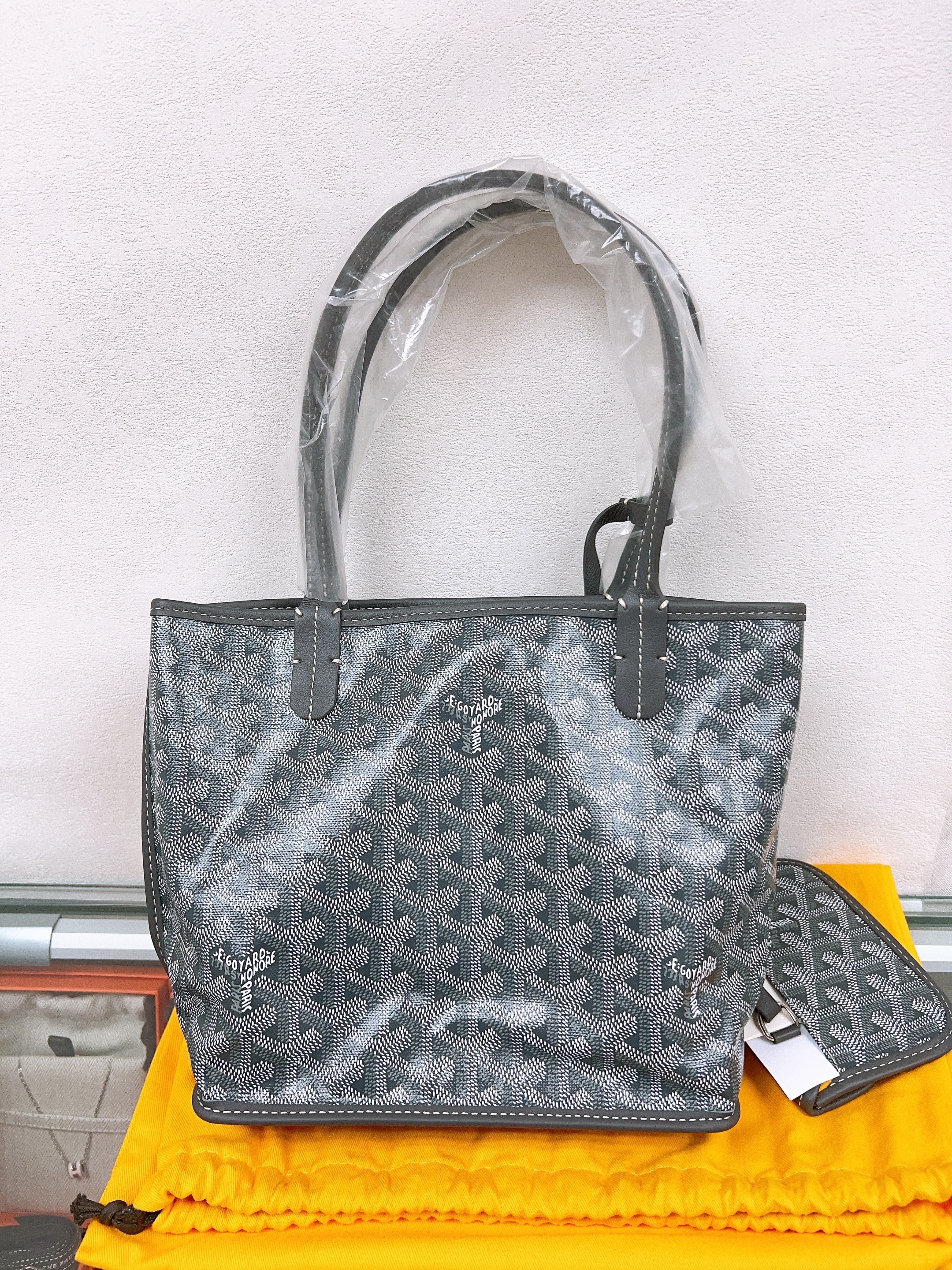 *Unused* Goyard anjou mini tote grey