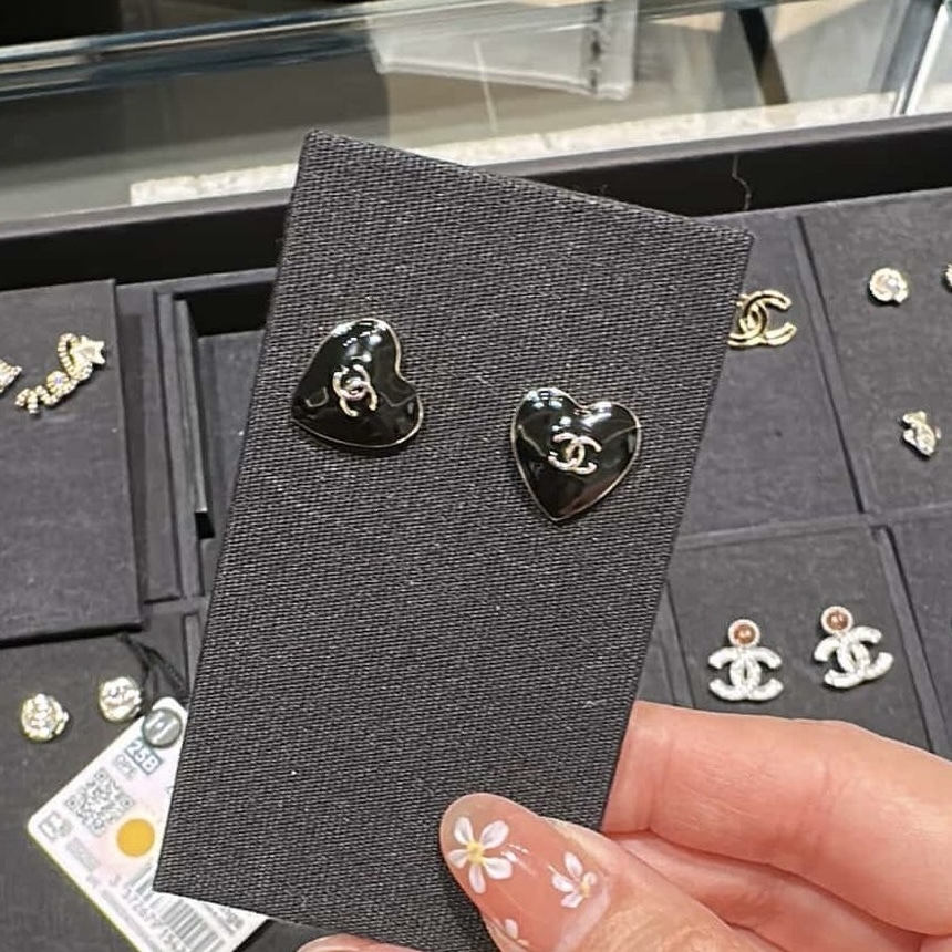 Chanel Earrings (ABG216)