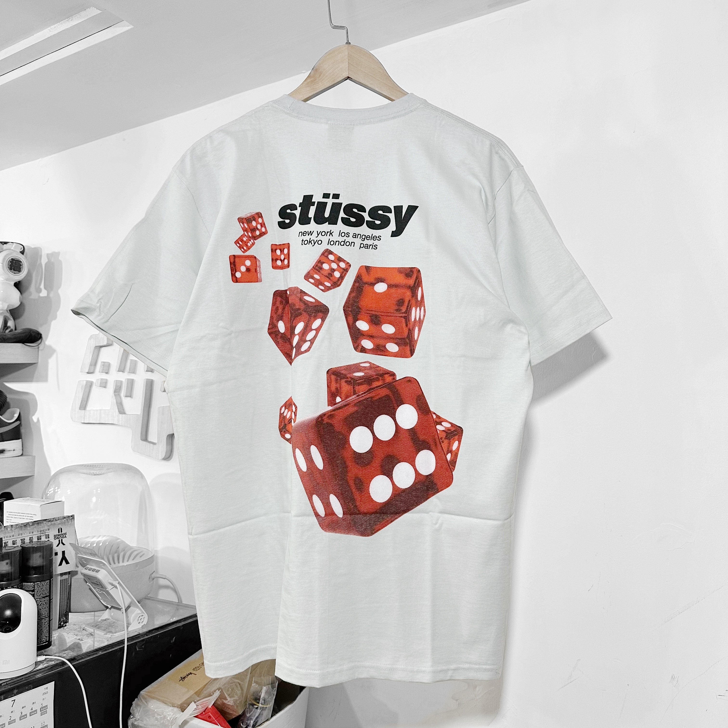 STUSSY ROLLERS TEE FOG 淺灰色
