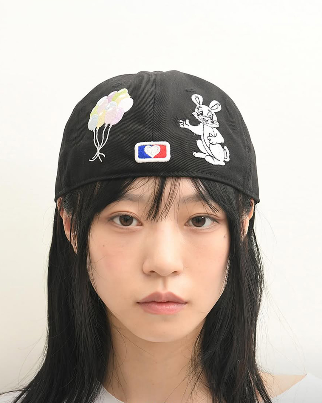 THE MUSEUM VISITOR RABBIT EMBROIDERY CAP (BLACK)