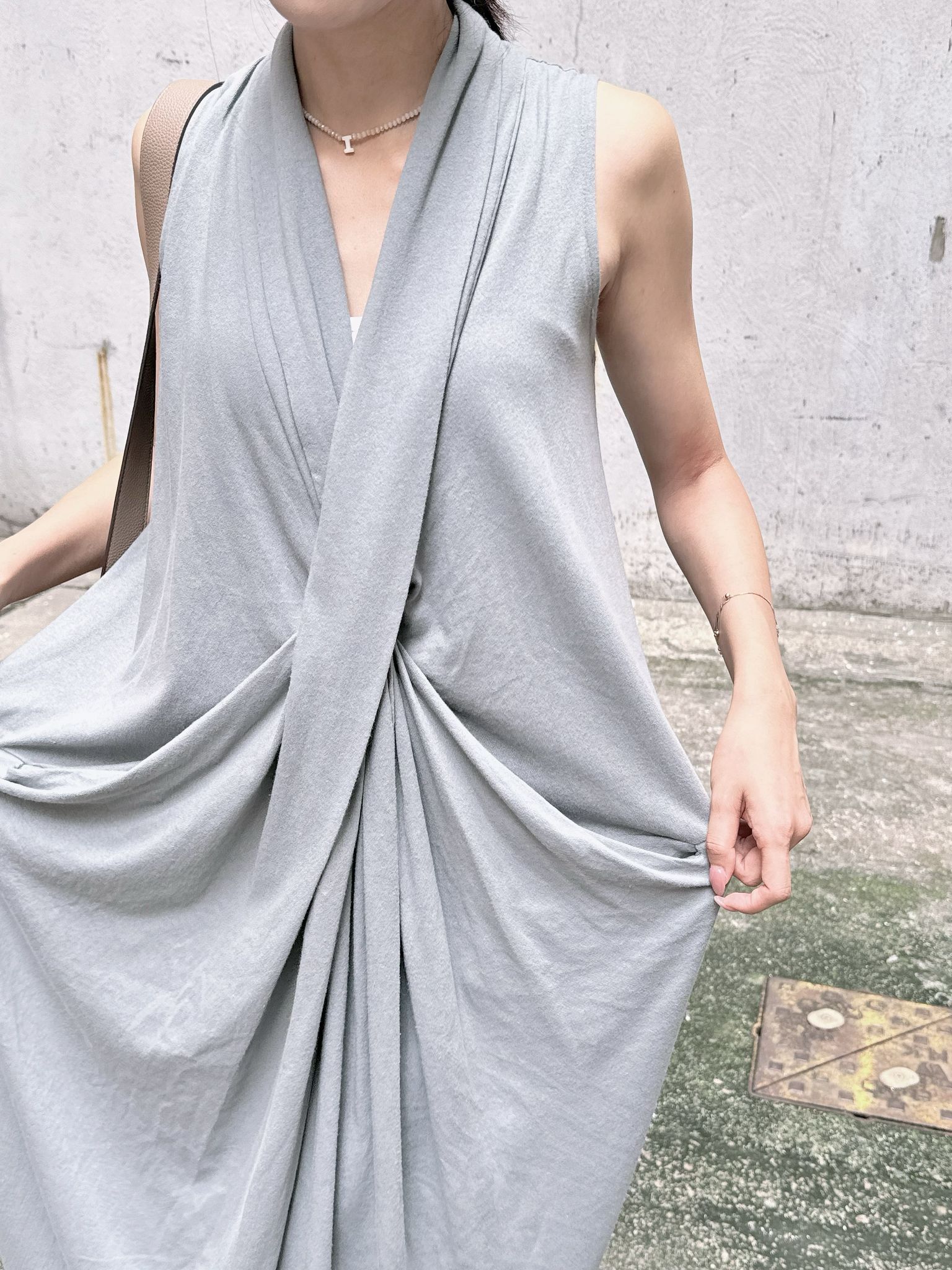 OP#7621 🤍靜流感輕垂無剪裁連身裙