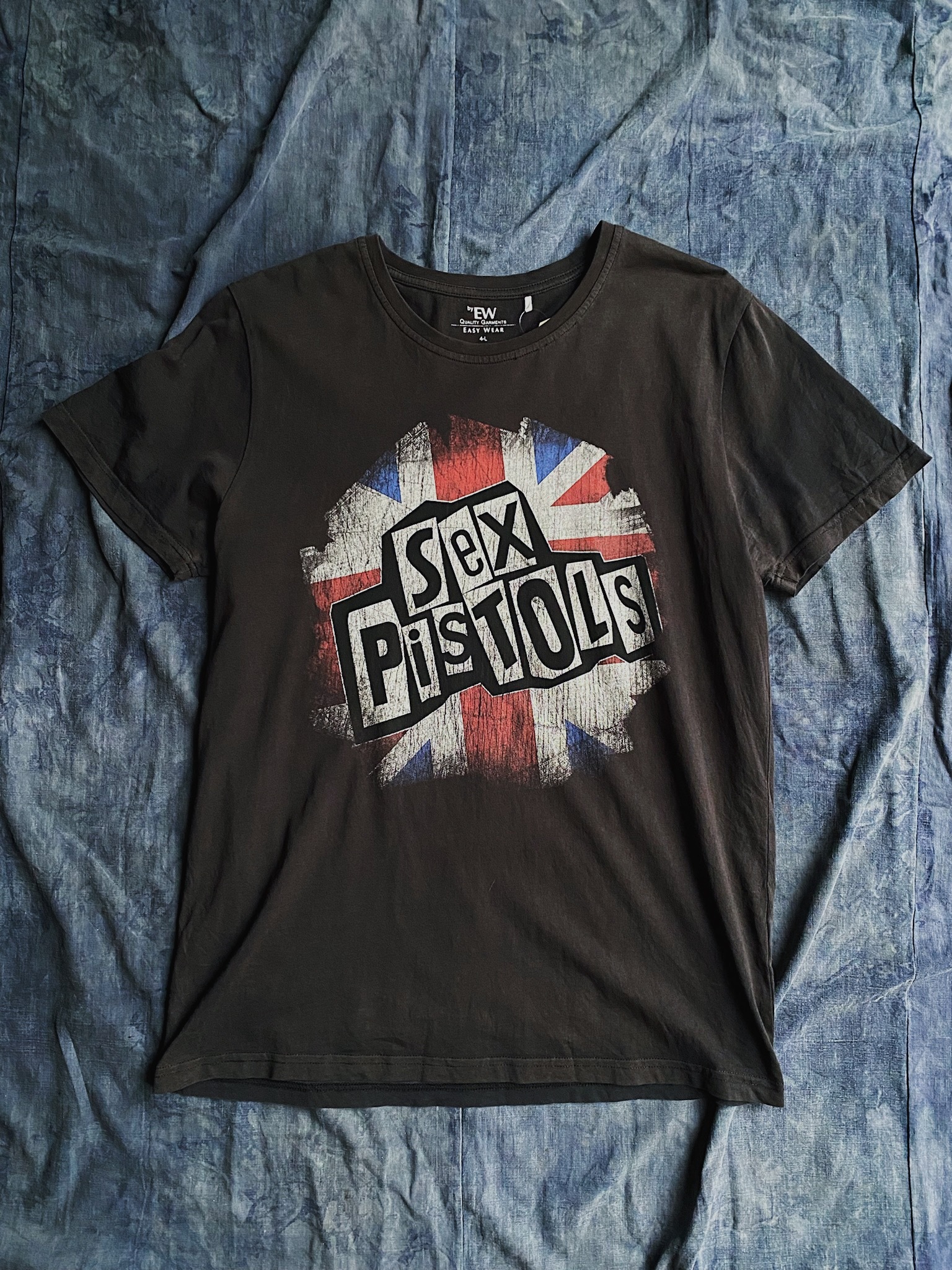 Vintage T-shirt “Sex Pistol” / 英國傳奇龐克搖滾樂團 性手槍 紀念短踢