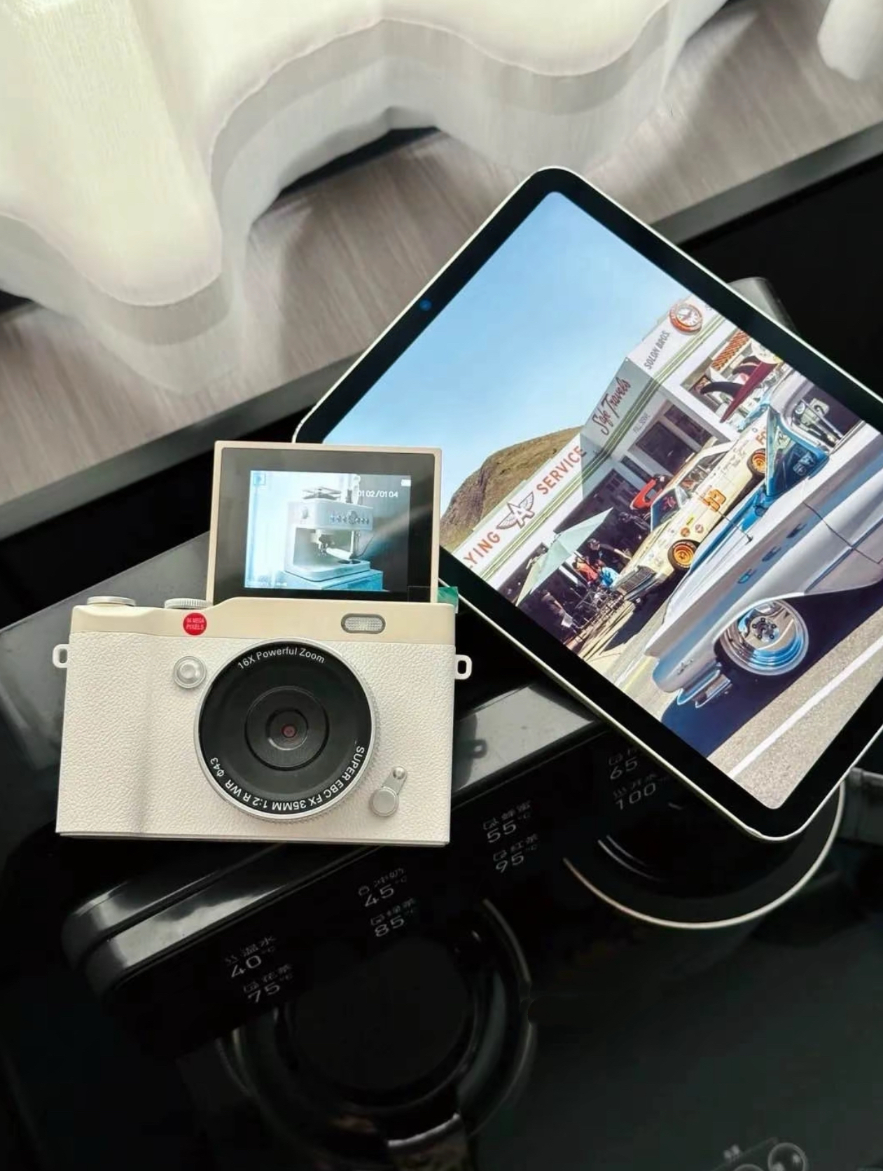 代購-CCD 數碼 可翻轉 復古 相機 16倍變焦