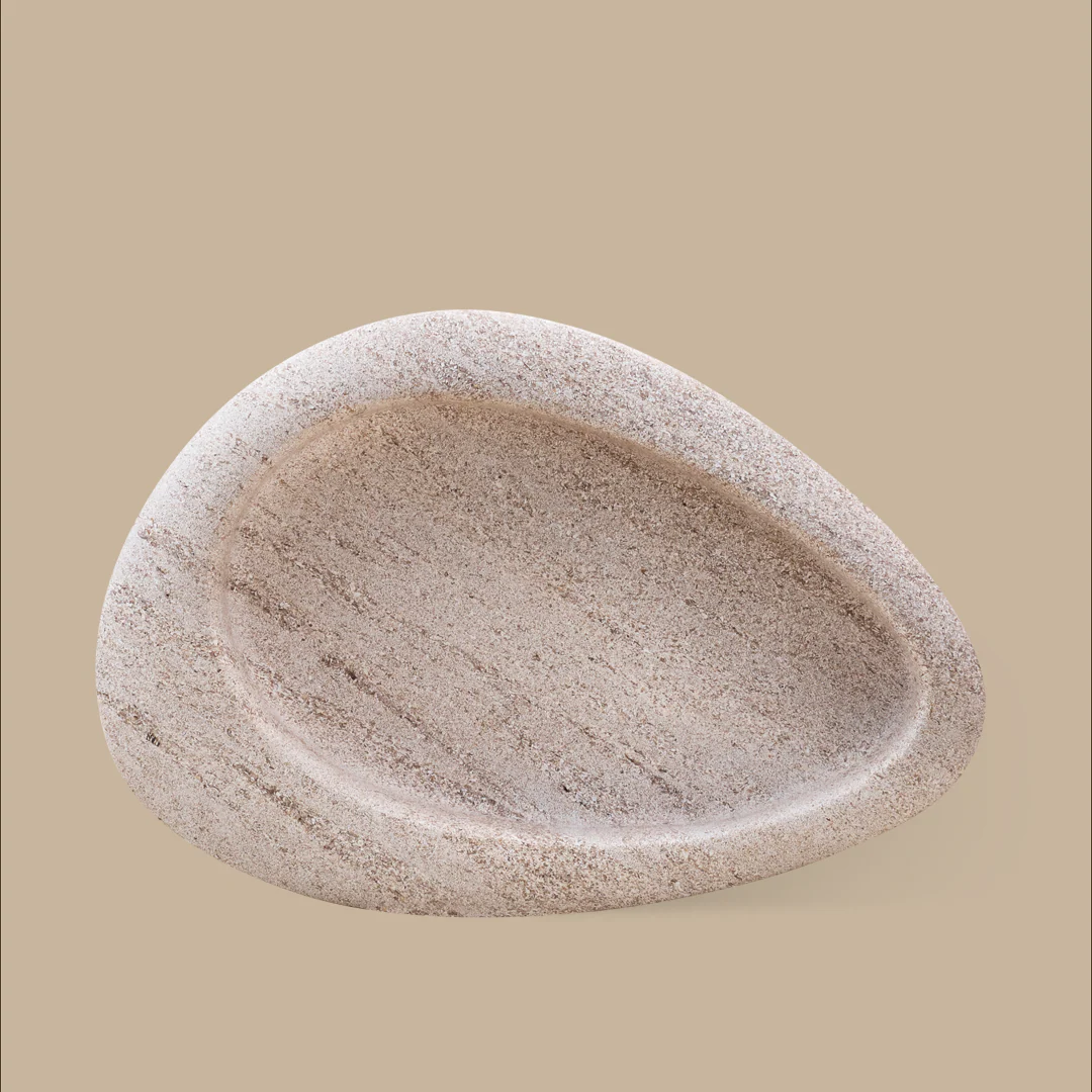 BLACK BLAZE 蛋形盤/洞石