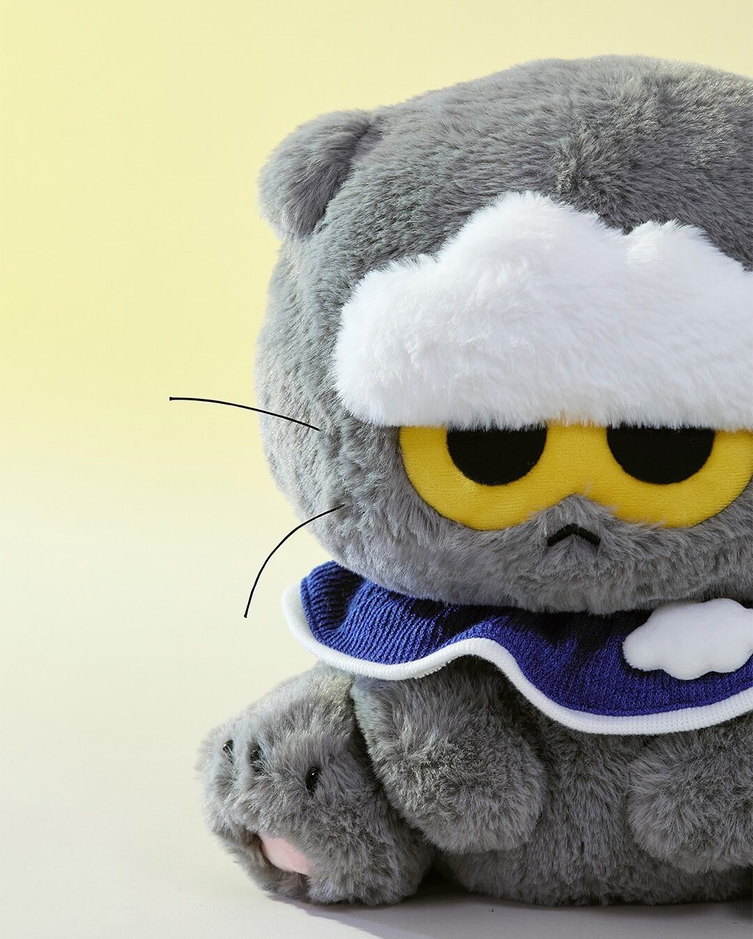 <最後現貨/😻GD愛貓聯名周邊🌼> ZOA 貓咪 中娃 小花吊飾 地毯  限量