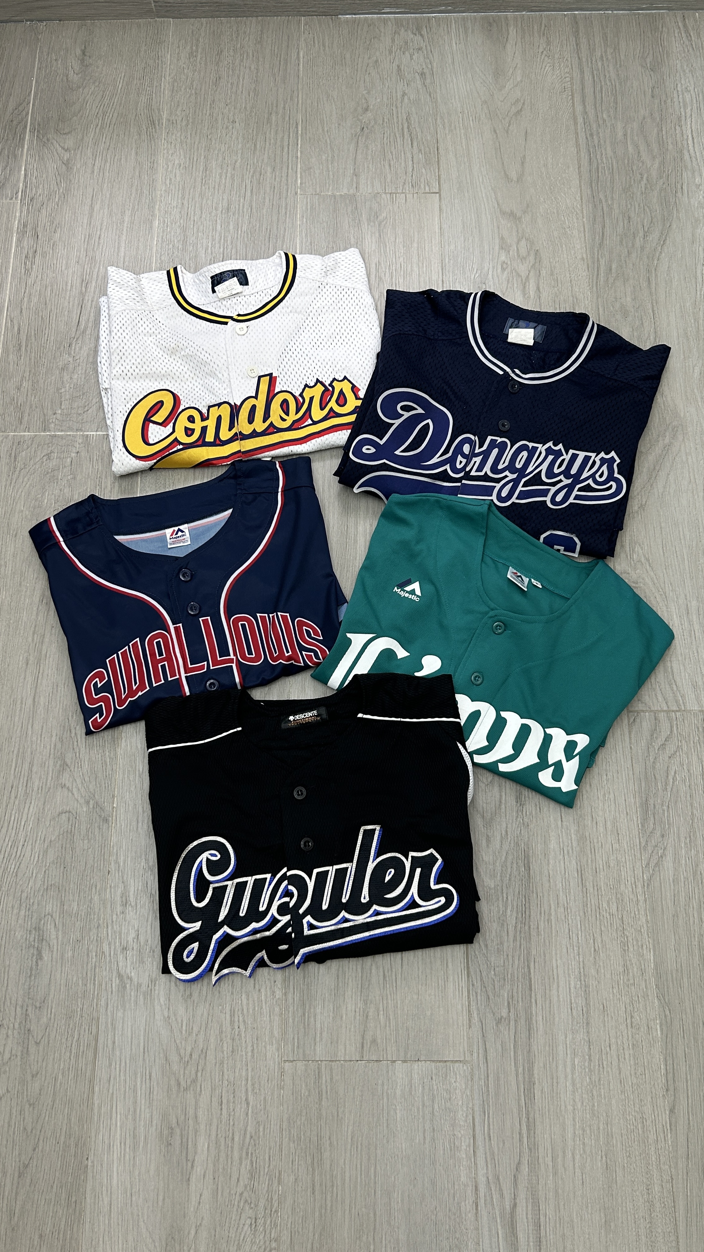 【售罄】捧球衣外套