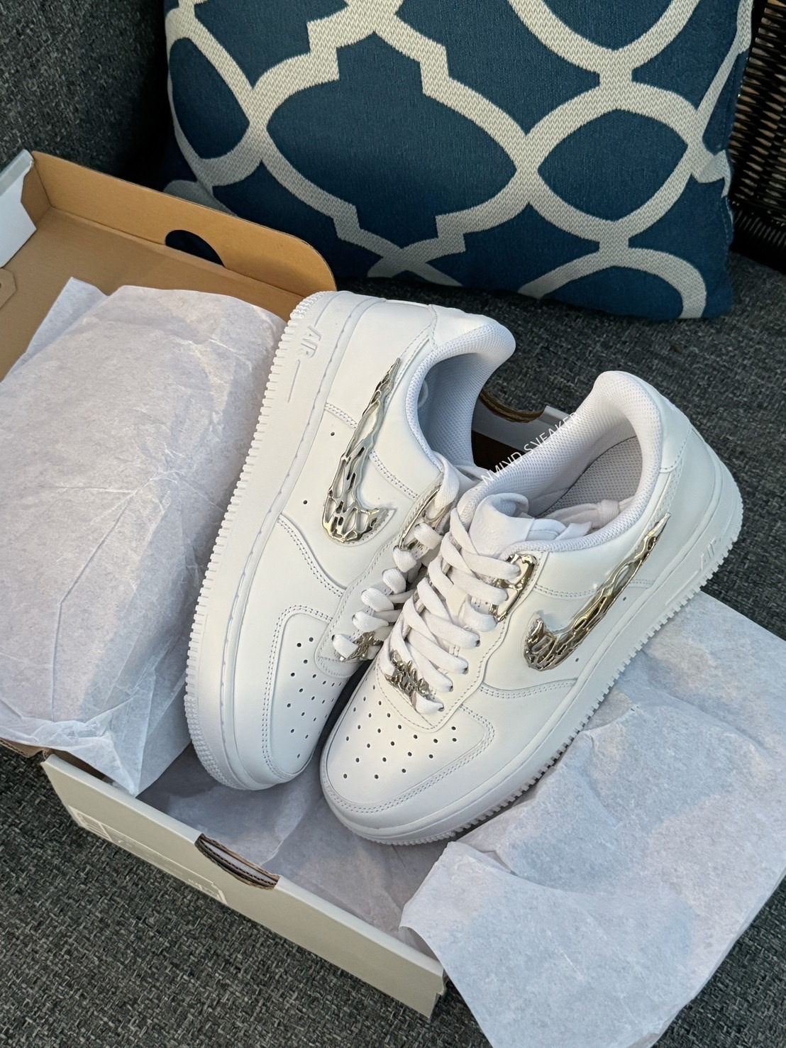 <不管多賠‼就是要清🔥>NG-26.5/27/27.5cm-Nike Air Force 1 Low 訂製款 溶解液態銀勾勾