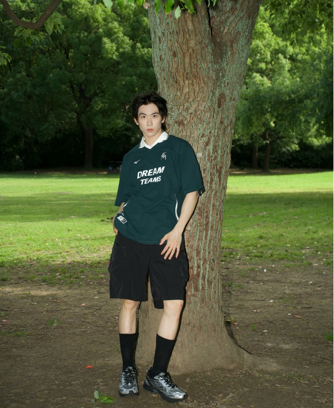 Mizuno ESSENTIAL 綠色字母LOGO寬版Polo衫 男女同款 潮流運動風 上衣 Aug25