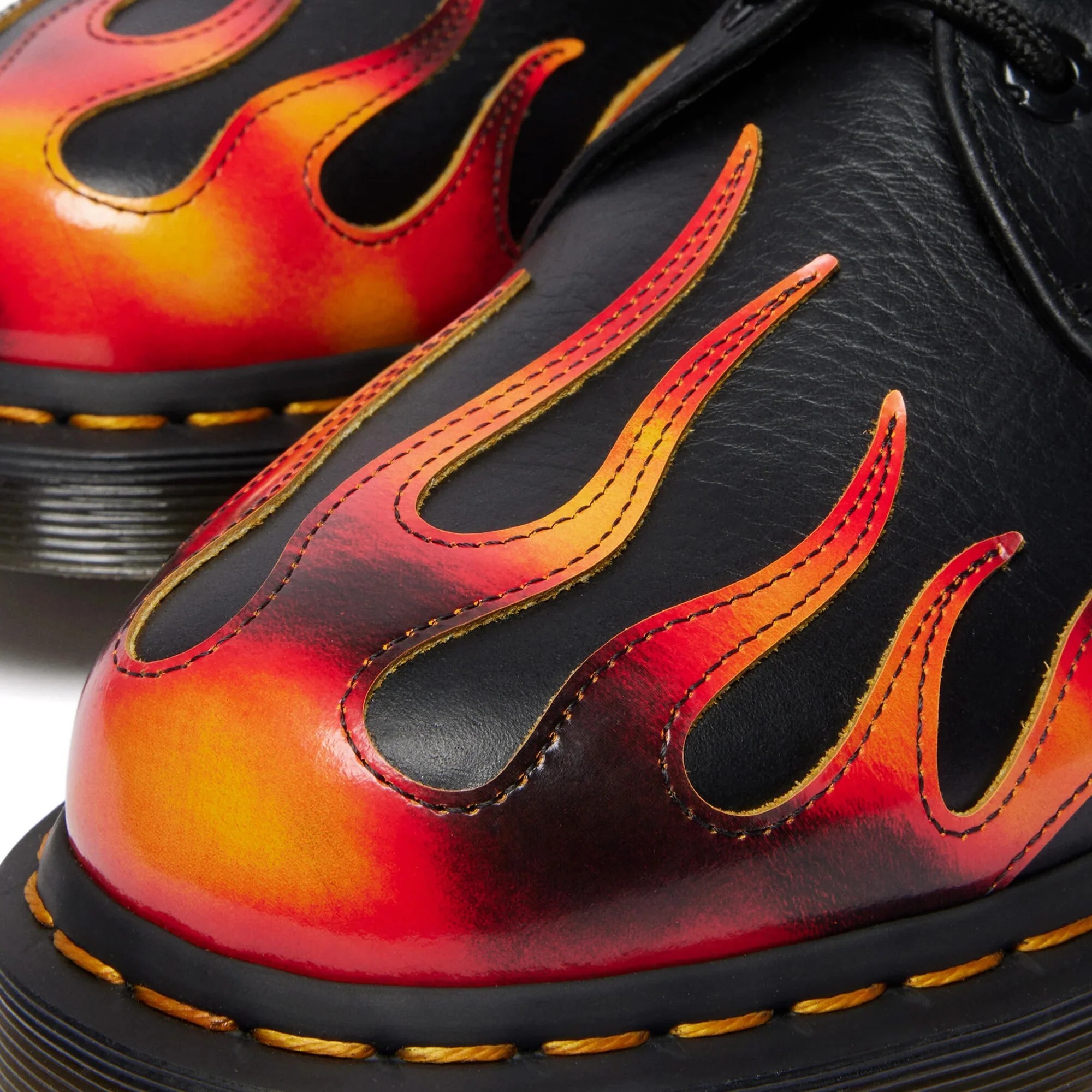 【Focus Store】預購 Dr. Martens 1460 Pascal Flame boots "Black/Red" 黑紅 馬丁 高筒 靴子 41517001