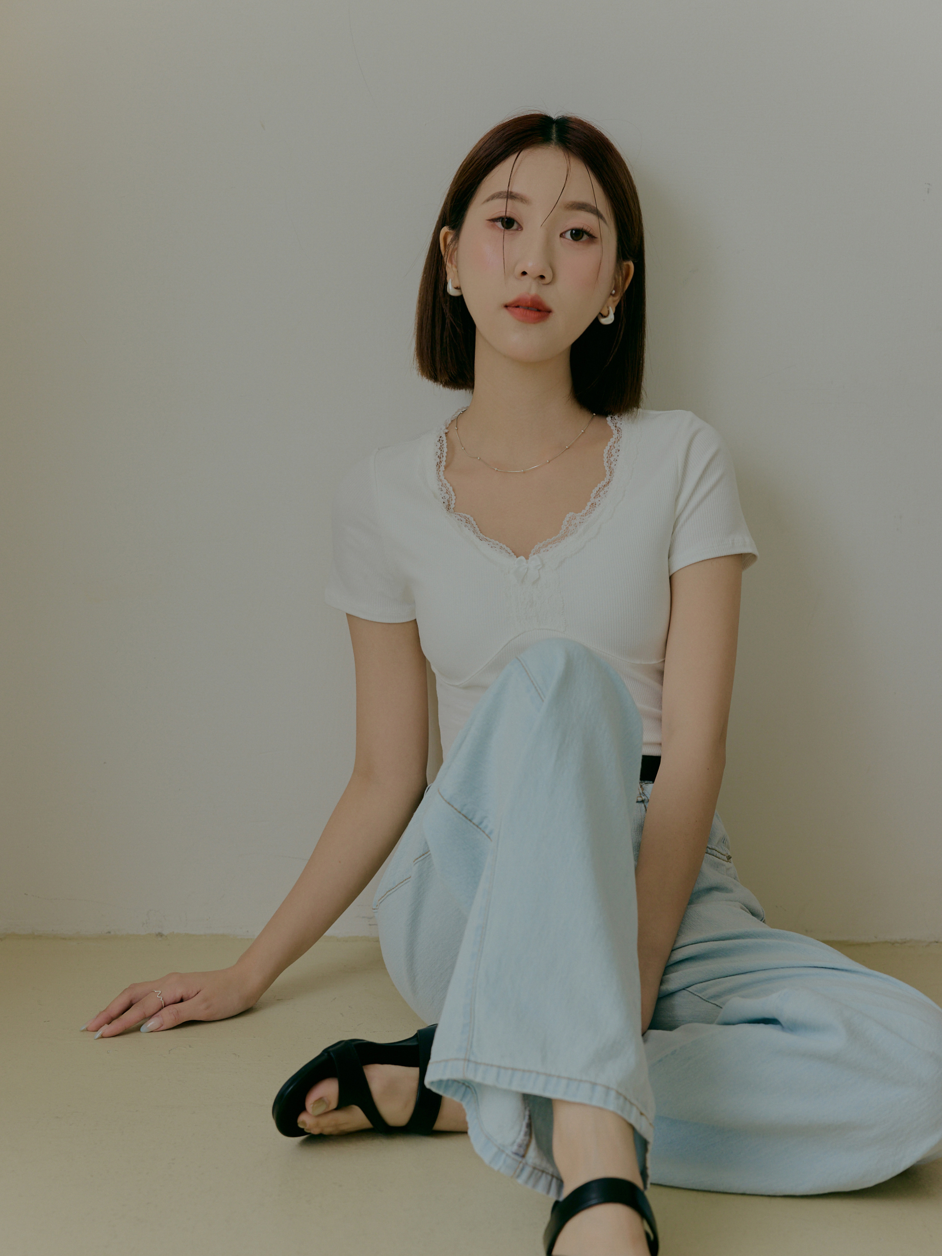 小性感蕾絲邊bra短T