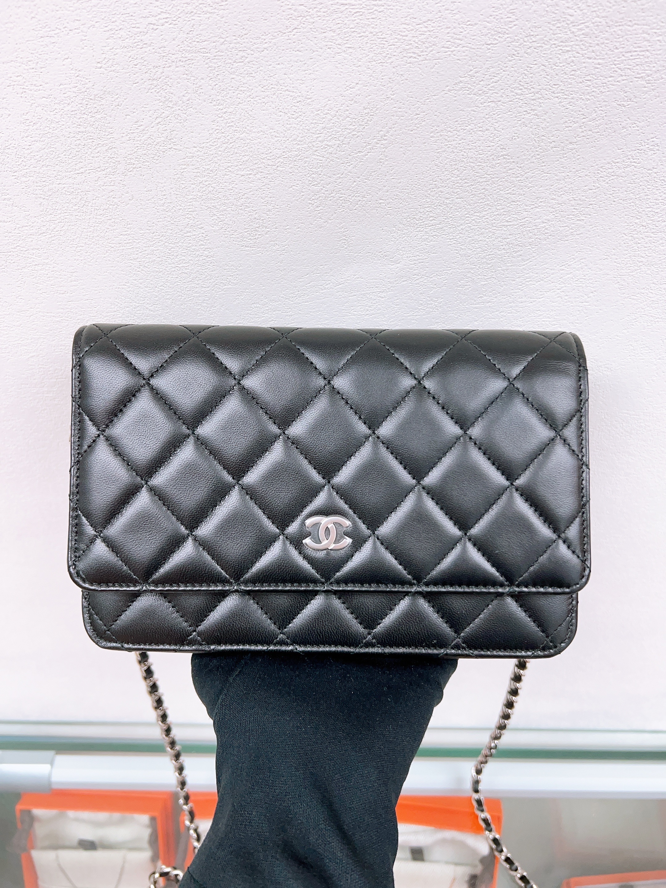Chanel woc wallet on chain (black silver)