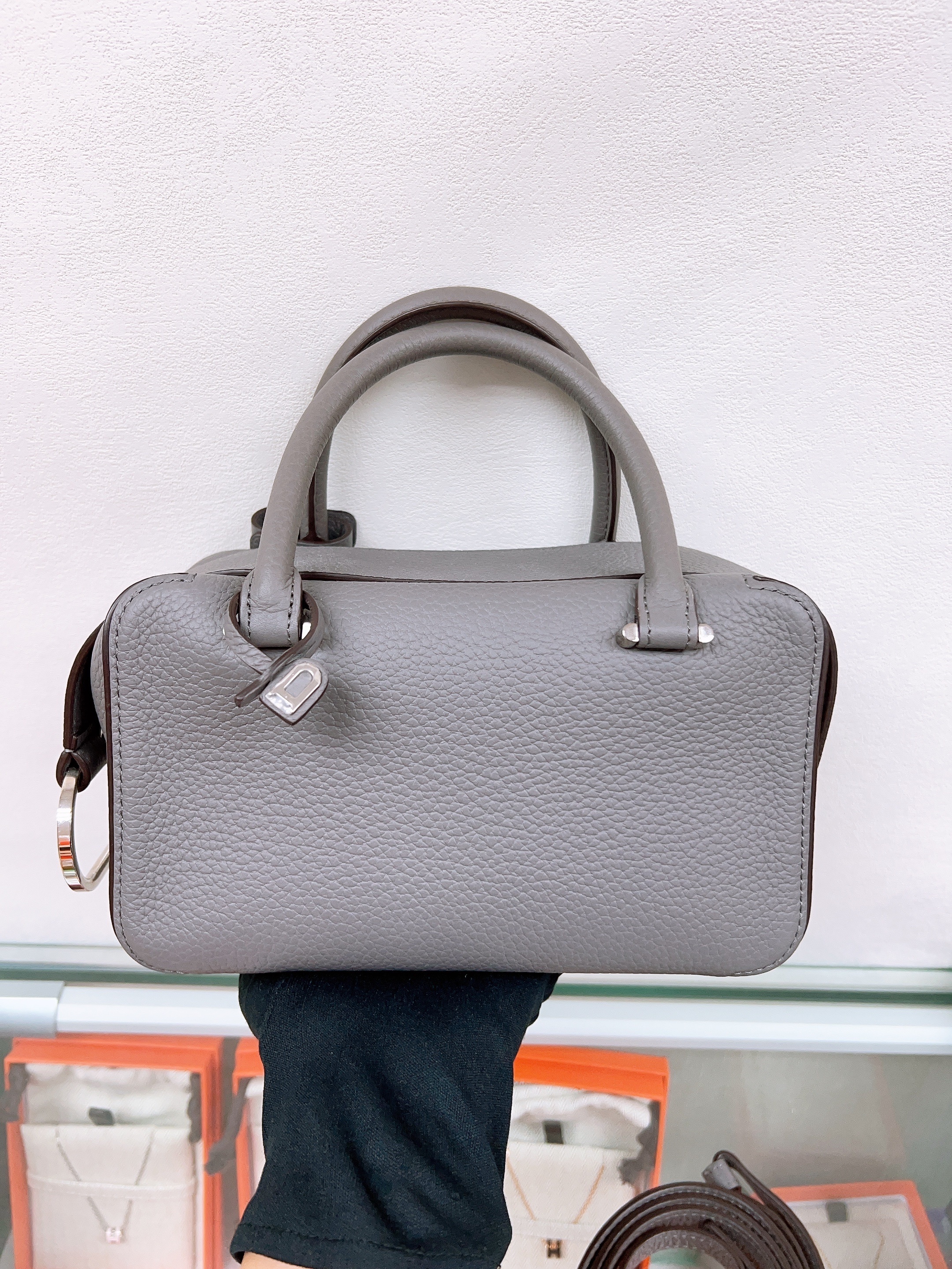 Delvaux coolbox mini grey