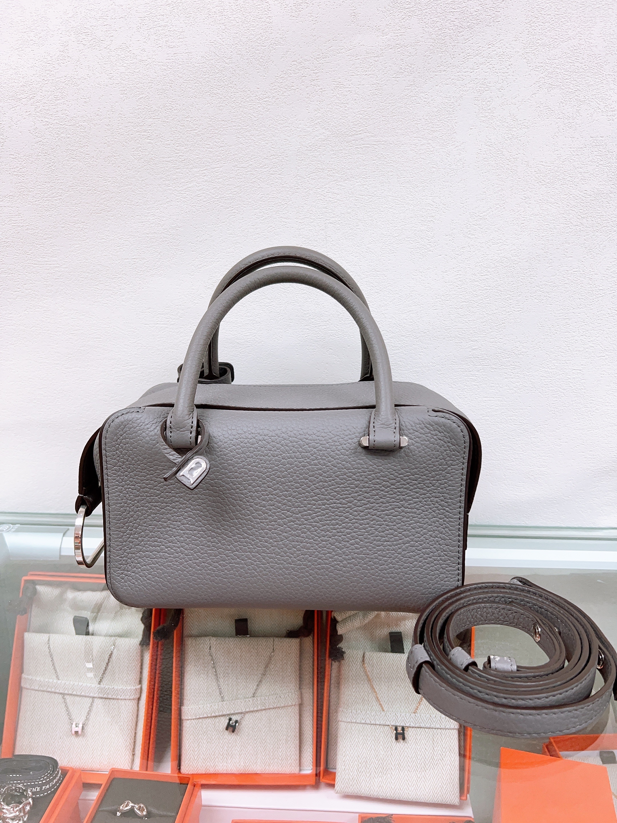 Delvaux coolbox mini grey