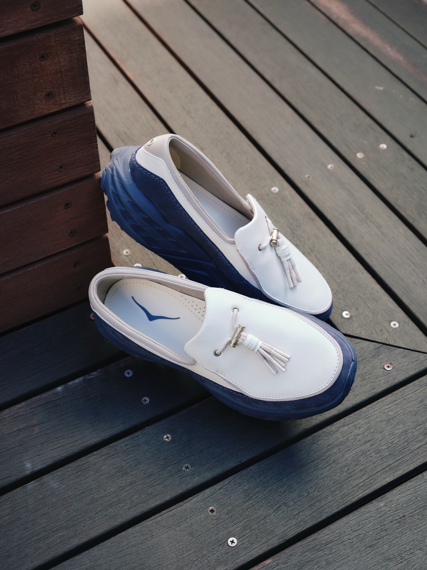 【Focus Store】預購 HOKA ONE ONE Speed Loafer "Walnut/Cast Iron" 米白 黑 1162170-WNTC