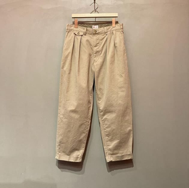 日本 BEAMS JAPAN｜二摺錐形褲 2 Pleats Twill