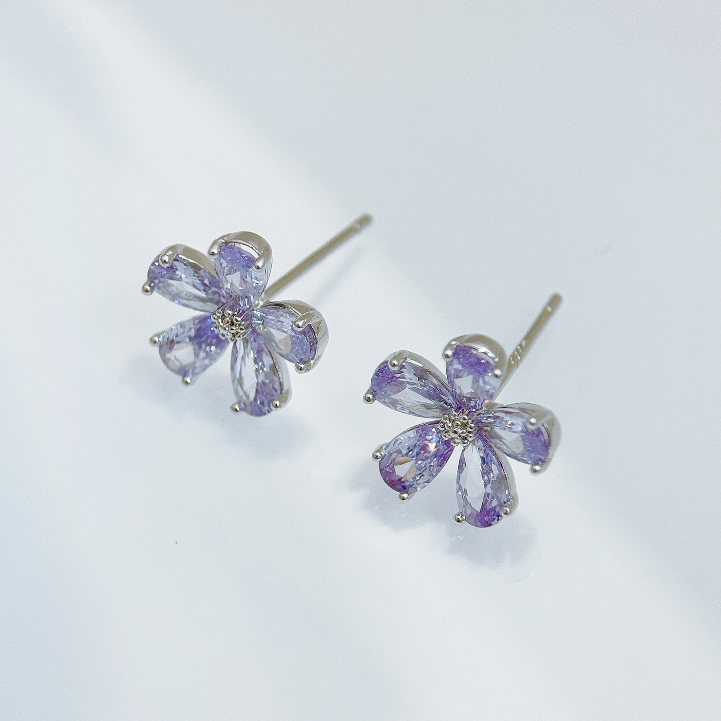 水滴五瓣花耳環