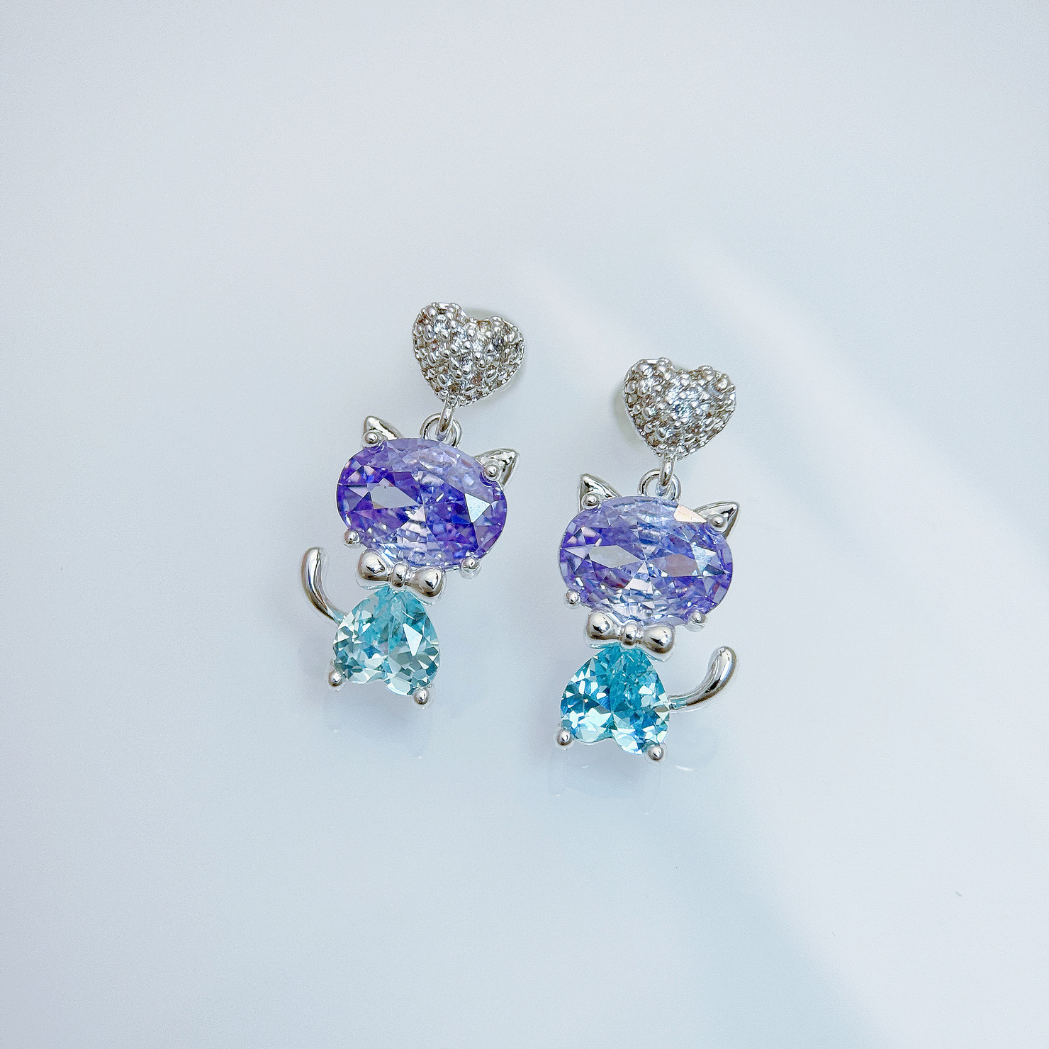 閃亮雙色貓咪耳環