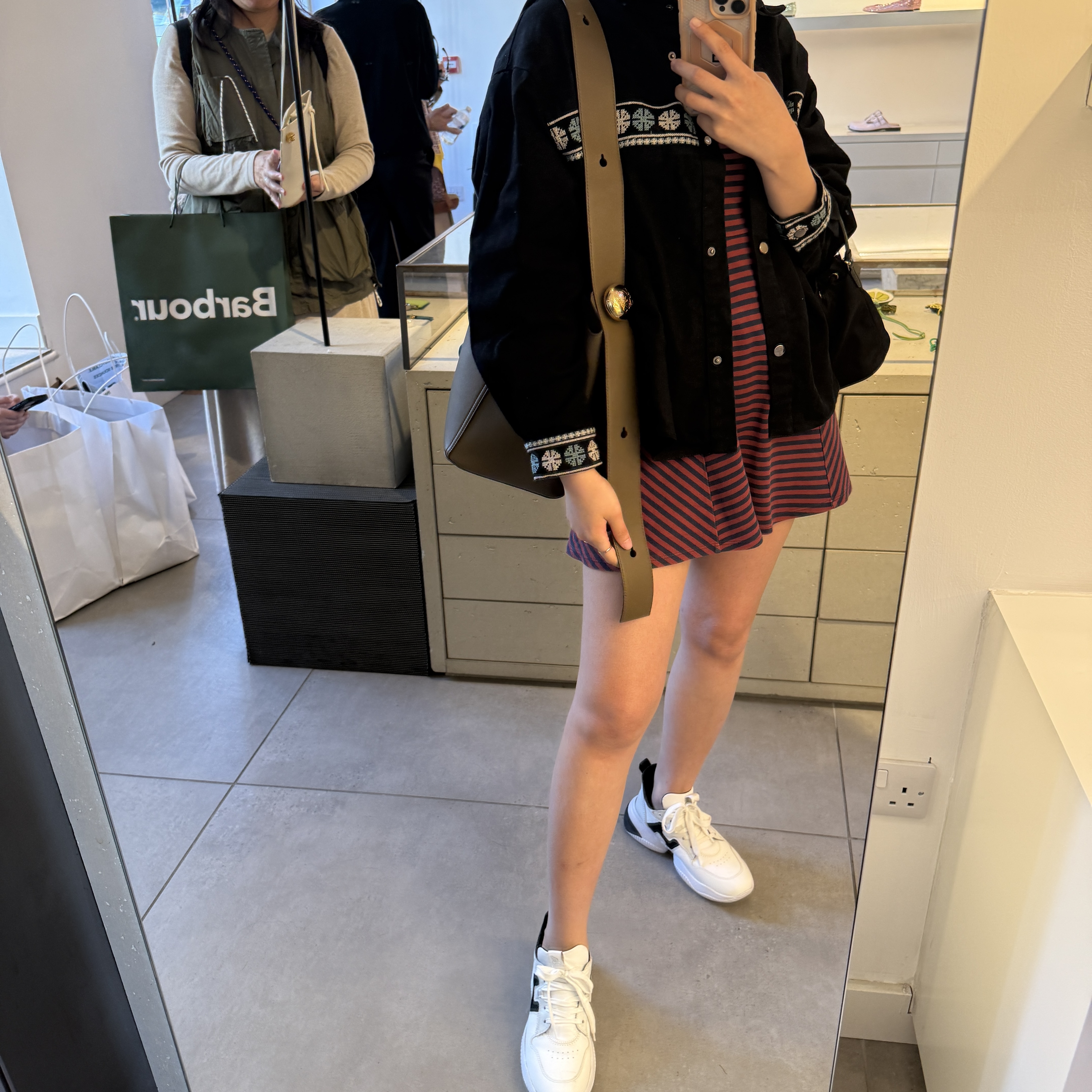 Loewe Pebble Buckle Medium Bucket Bag Brown