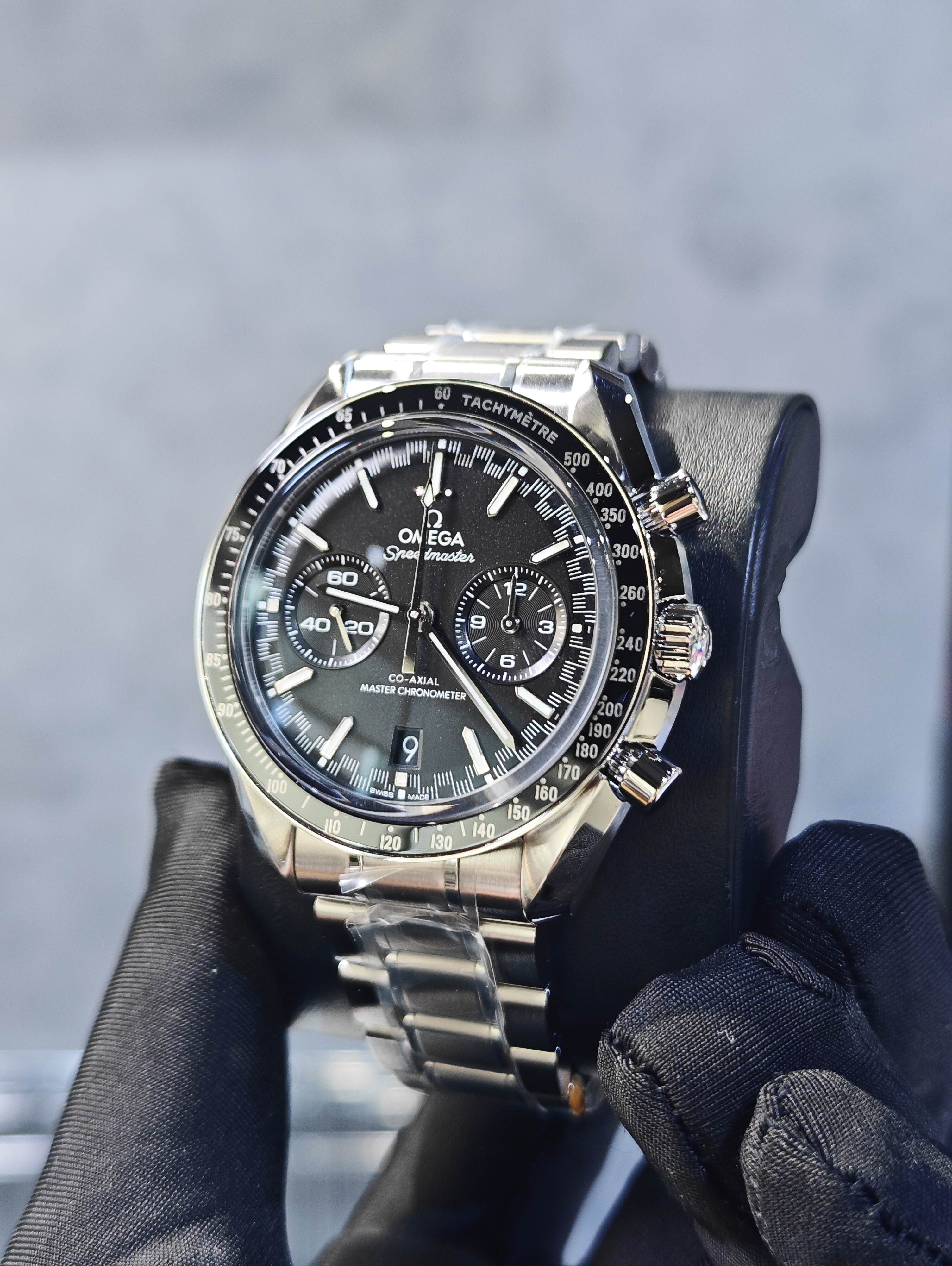 BRAND NEW OMEGA SPEEDMASTER 329.30.44.51.01.001 32930445101001 BLACK DIAL STEEL 42 MM