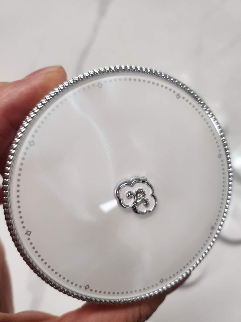 【預購】AKR080401 The Whoo 后 拱辰享美雪玉凝水氛光彩氣墊 (#21號色)