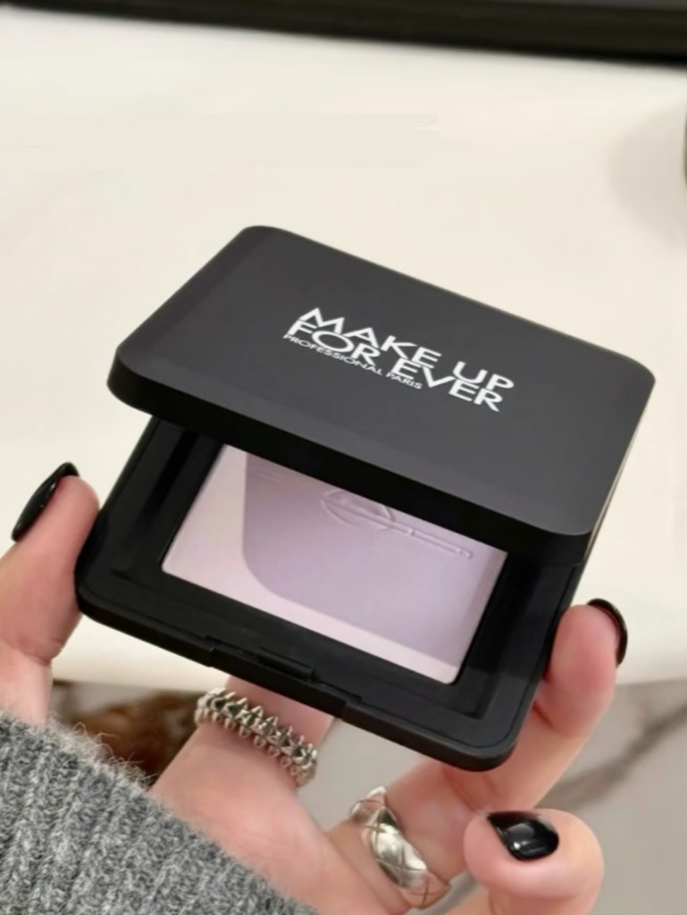 地表上最強𝟐.𝟎毛孔吸塵器 - Makeup forever 蜜粉餅