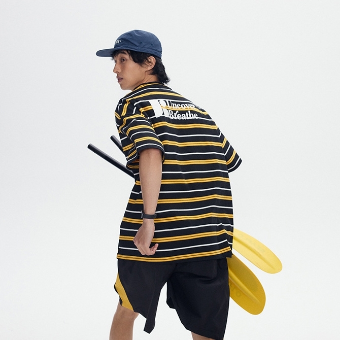 8M13 復古感撞色條紋短棉TEE 兩色