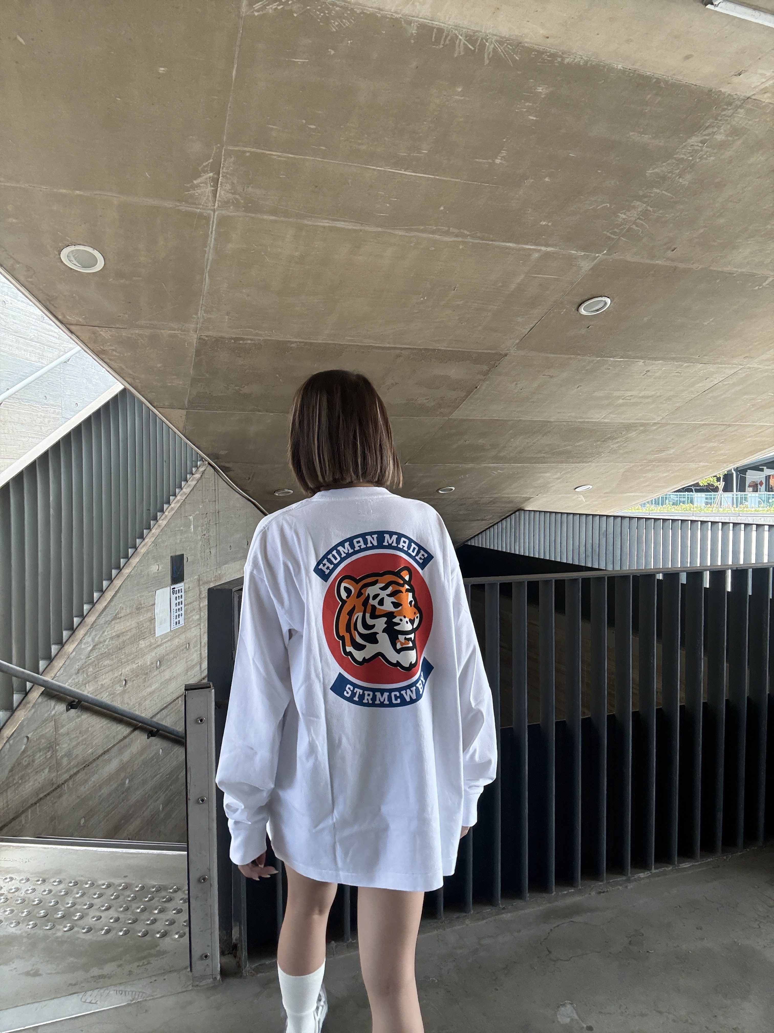 [現貨]HUMAN MADE 老虎刺繡Logo純棉短T 韓系簡約百搭上衣 男女同款 情侶款👕✨Aug25