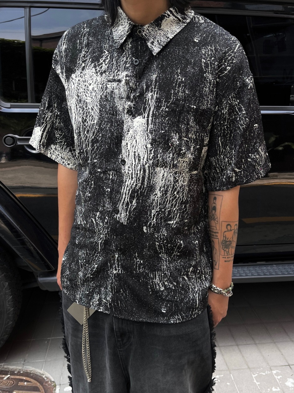 褪色絲質短袖襯衫