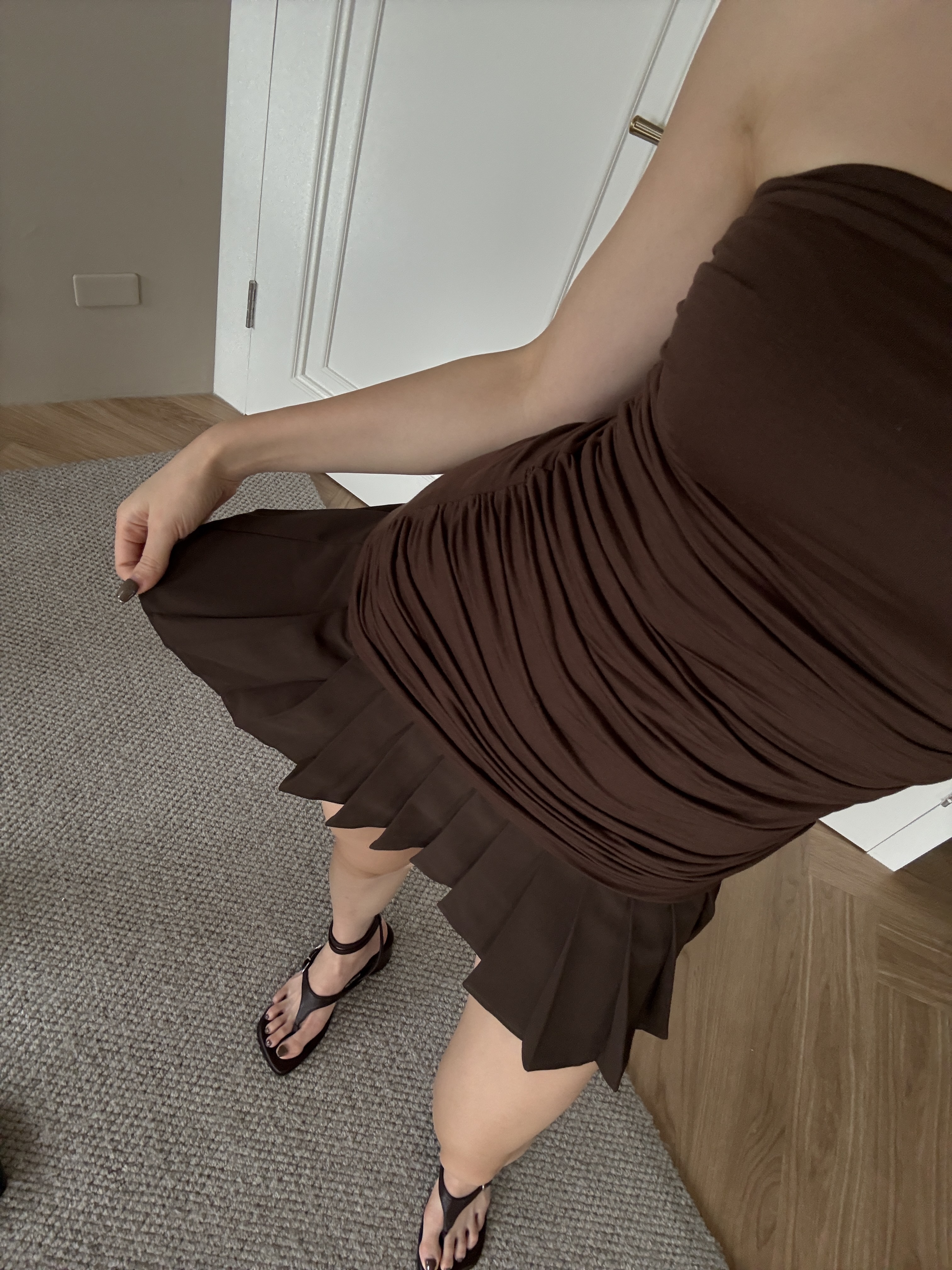 平口百褶連身洋裝