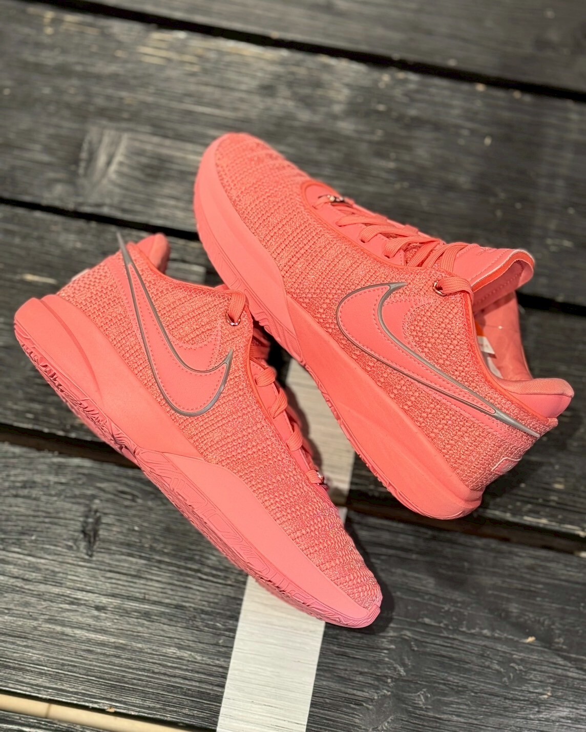 Nike LeBron XX EP Pink Gaze and Metallic Silver 粉銀 編織 詹皇 實戰籃球鞋