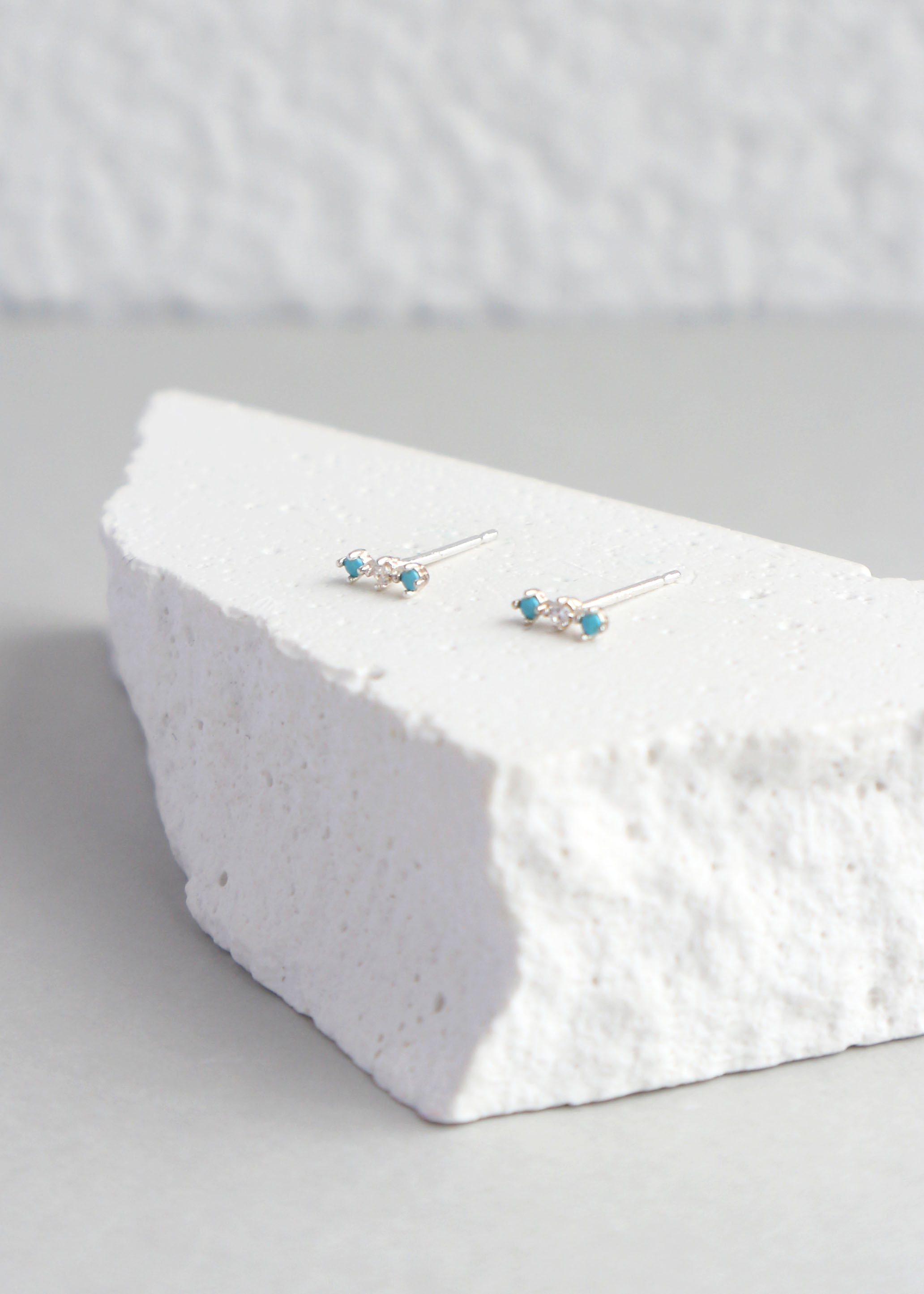 迷你湖水鑽純銀耳環-銀