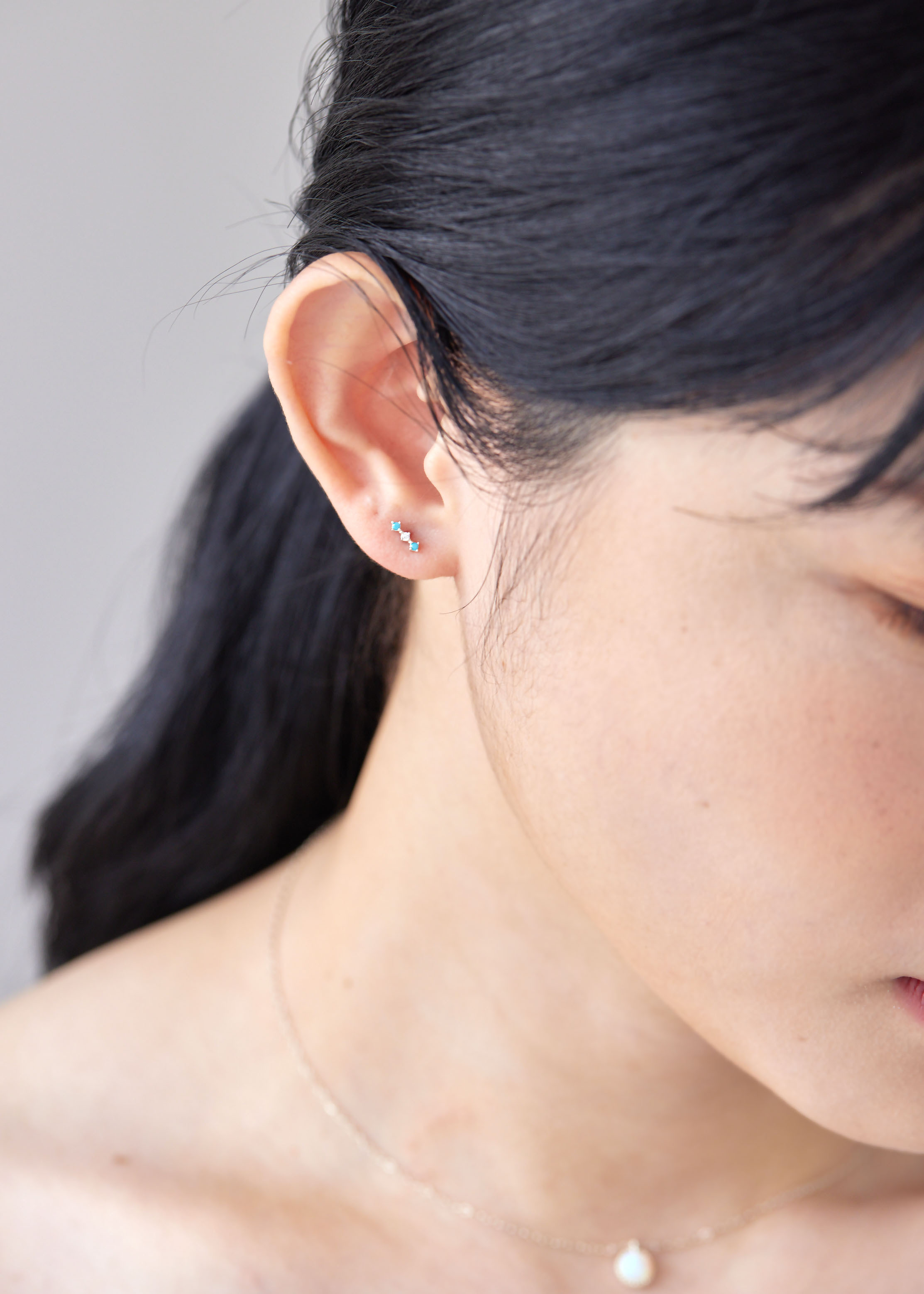 迷你湖水鑽純銀耳環-銀