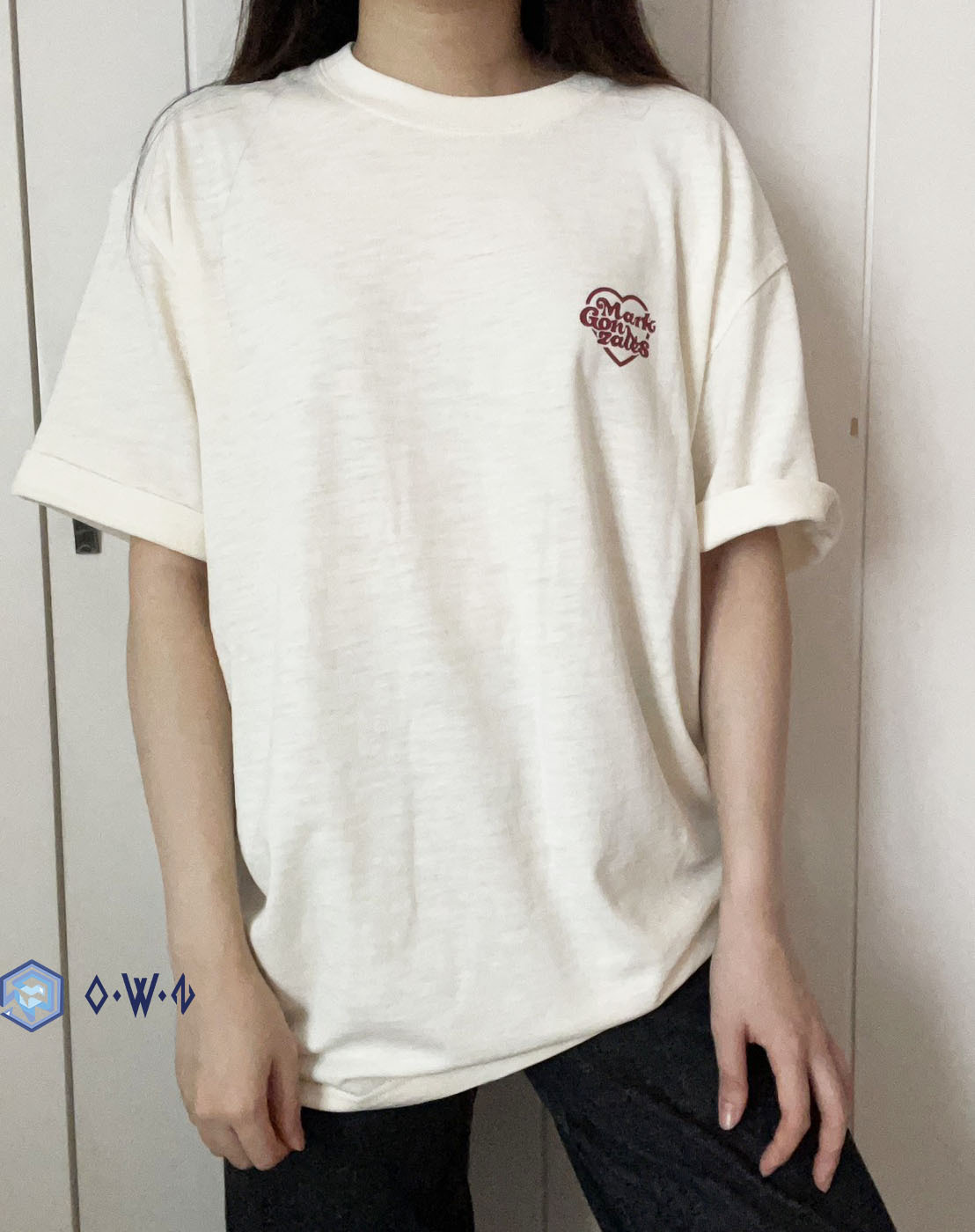 【OWN】Mark Gonzales 短袖上衣 愛心 特殊款 休閒 情侶 小飛人 小黃人 韓國 夏季服飾 不分男女 黑色 米色