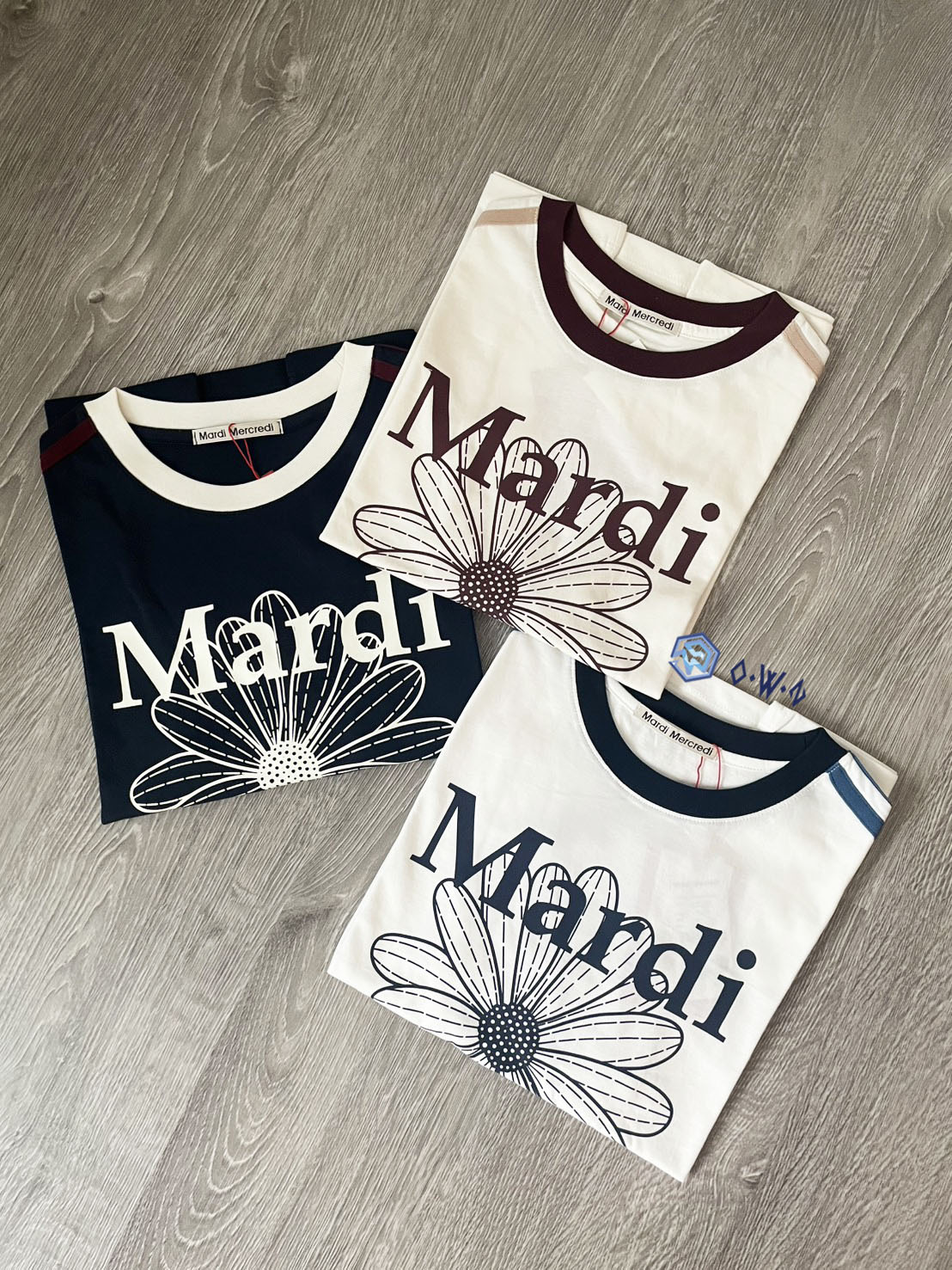 【OWN】Mardi Mercredi 短袖上衣 雛菊 花花 滾邊 條紋 新款 韓國網路限定 單一尺寸 米紅 米藍 藍米