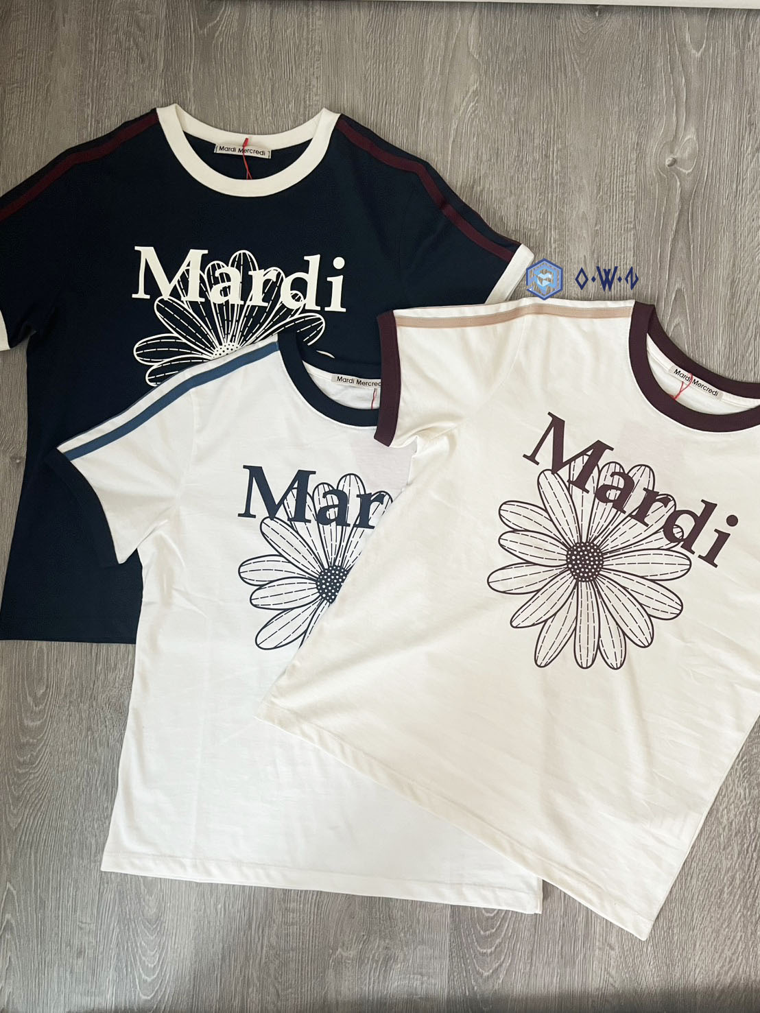 【OWN】Mardi Mercredi 短袖上衣 雛菊 花花 滾邊 條紋 新款 韓國網路限定 單一尺寸 米紅 米藍 藍米