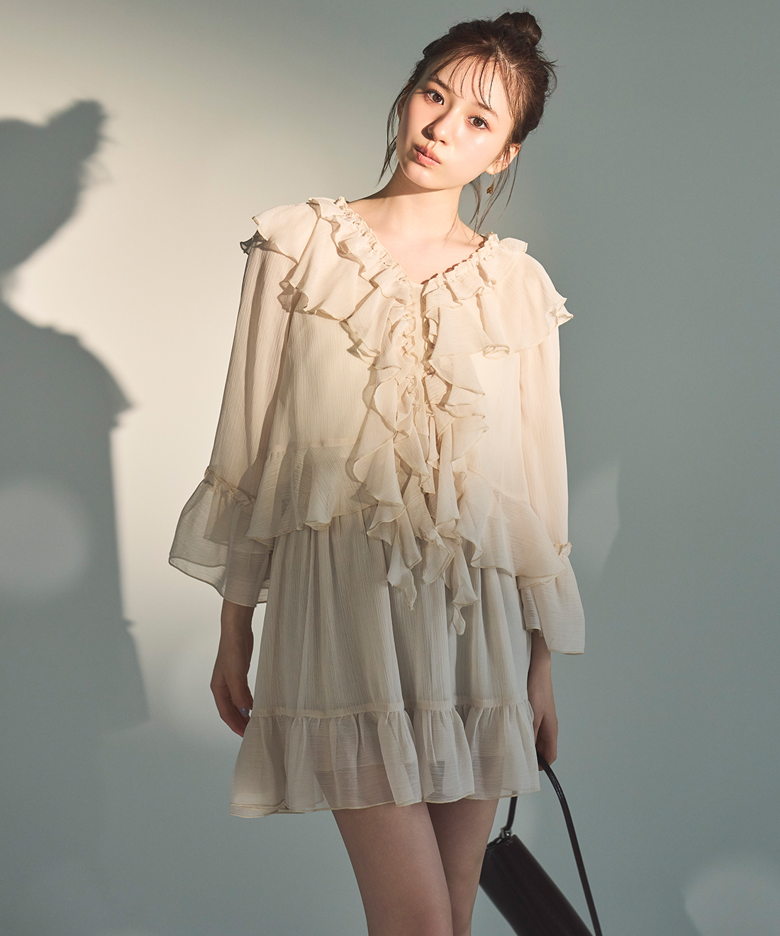 [預購] 折扣 LILLIAN CARAT 雪紡荷葉邊上衣和裙子套裝